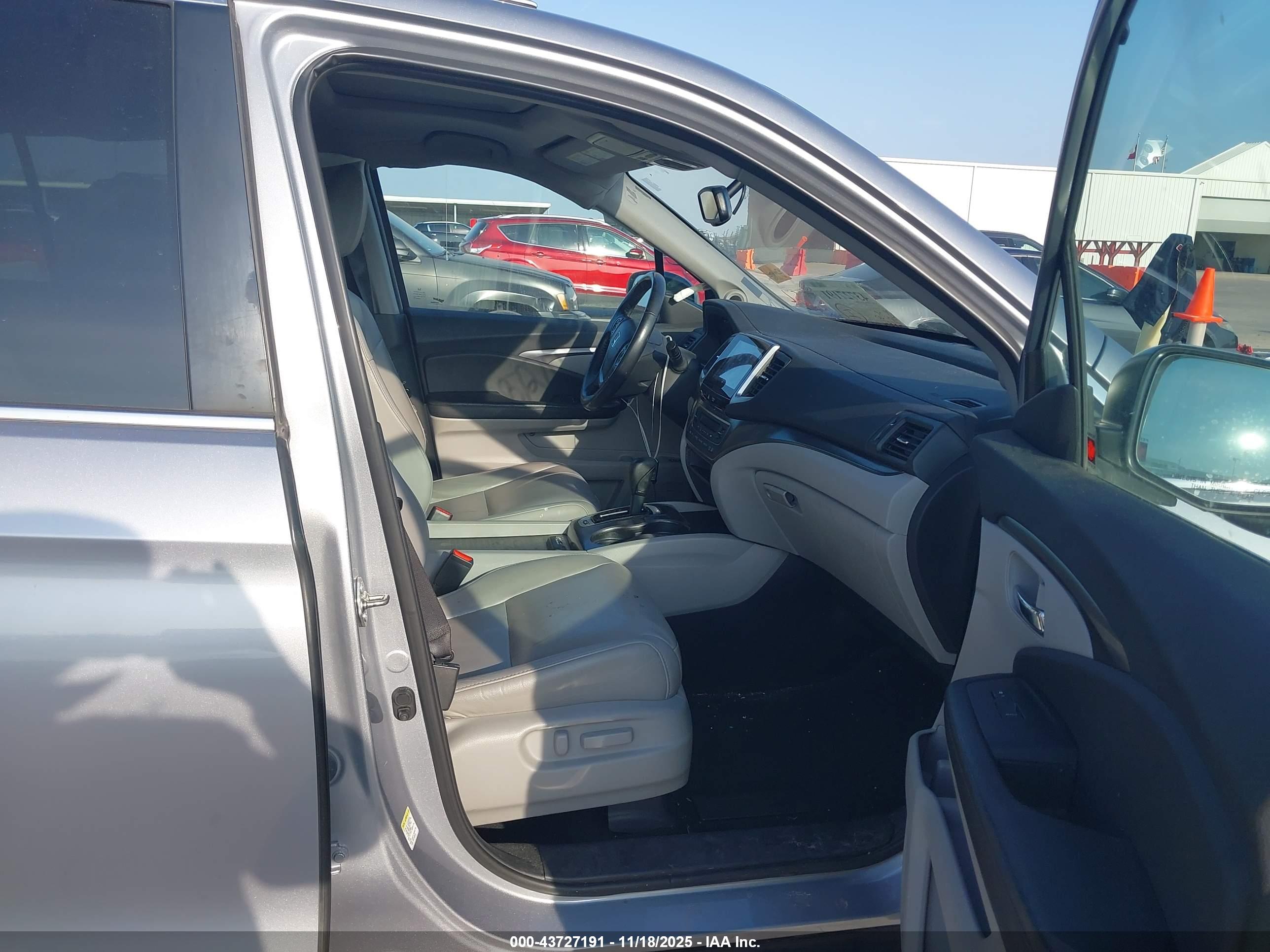 HONDA PILOT image 5
