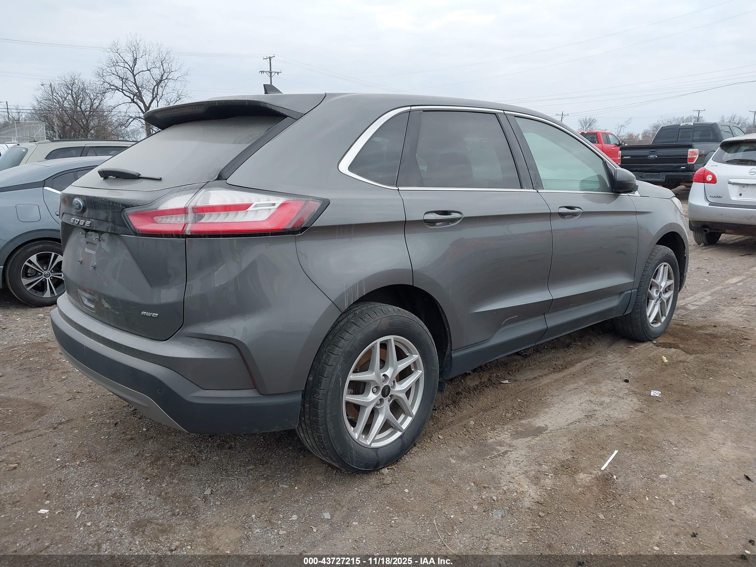 FORD EDGE image 4