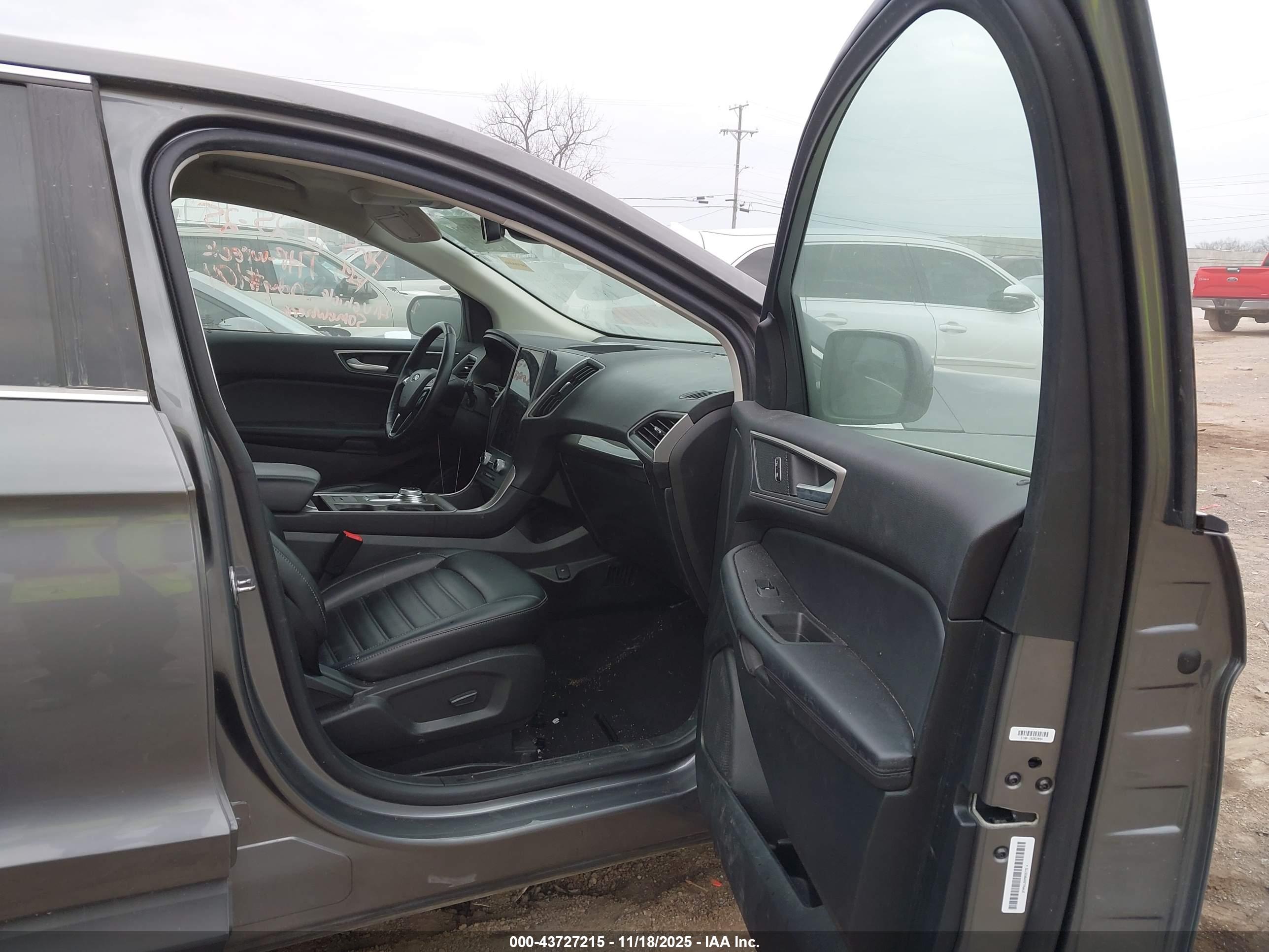 FORD EDGE image 5