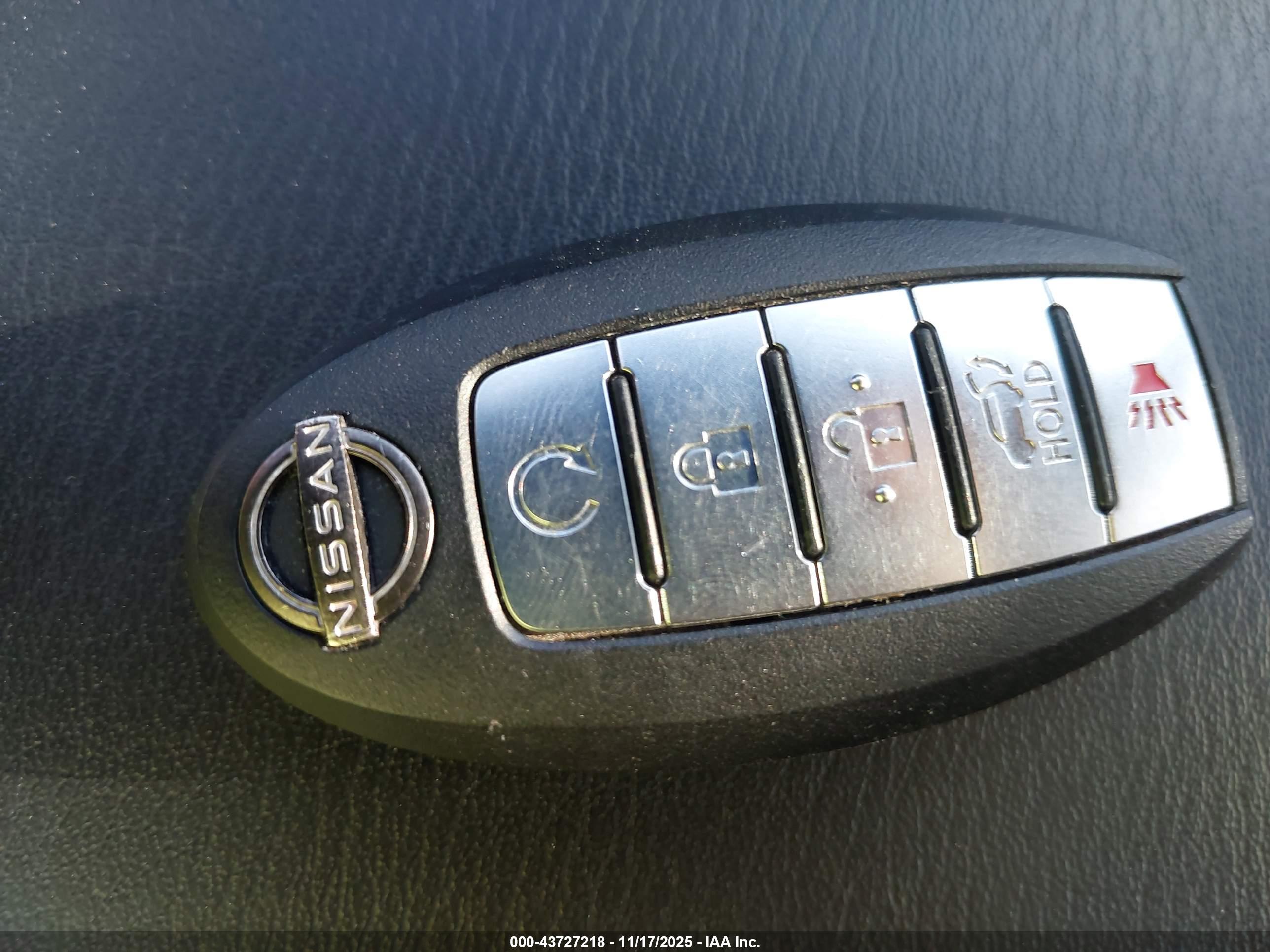 NISSAN ARMADA image 11
