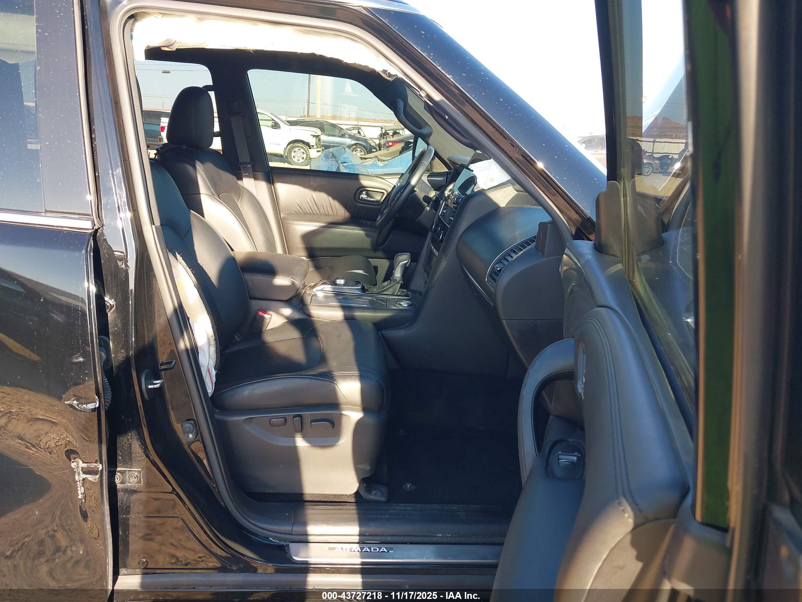NISSAN ARMADA image 5