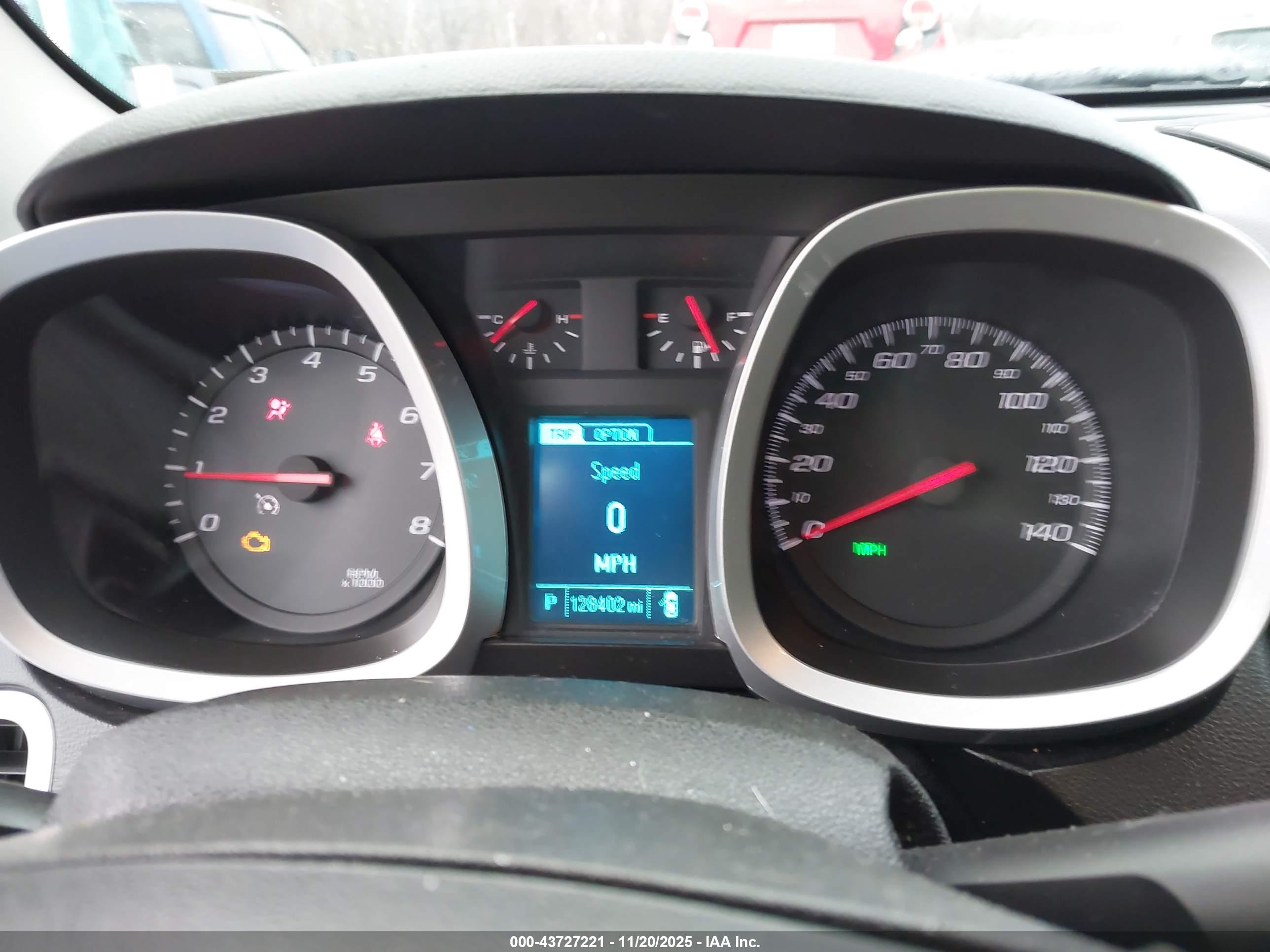 CHEVROLET EQUINOX image 7
