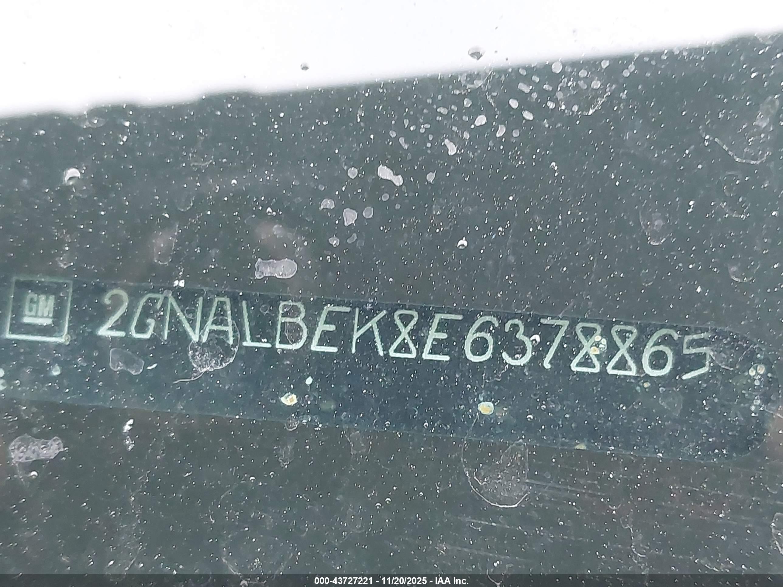 CHEVROLET EQUINOX image 9