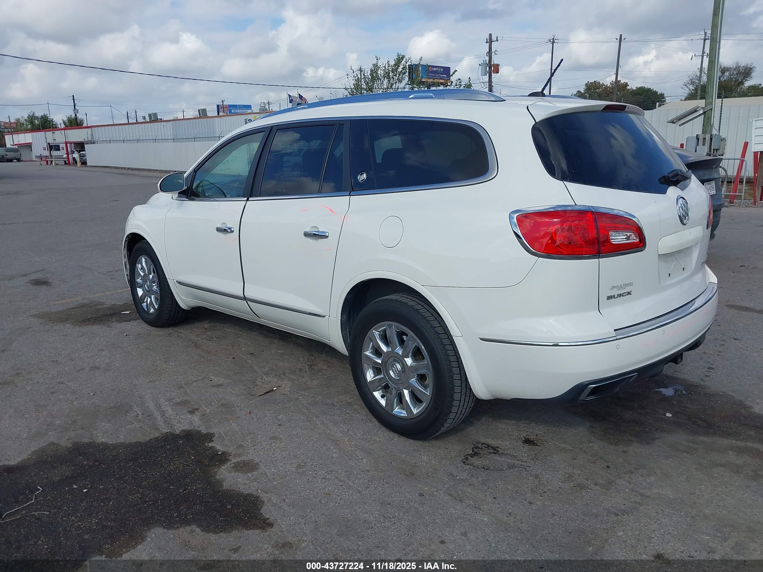 BUICK ENCLAVE image 3
