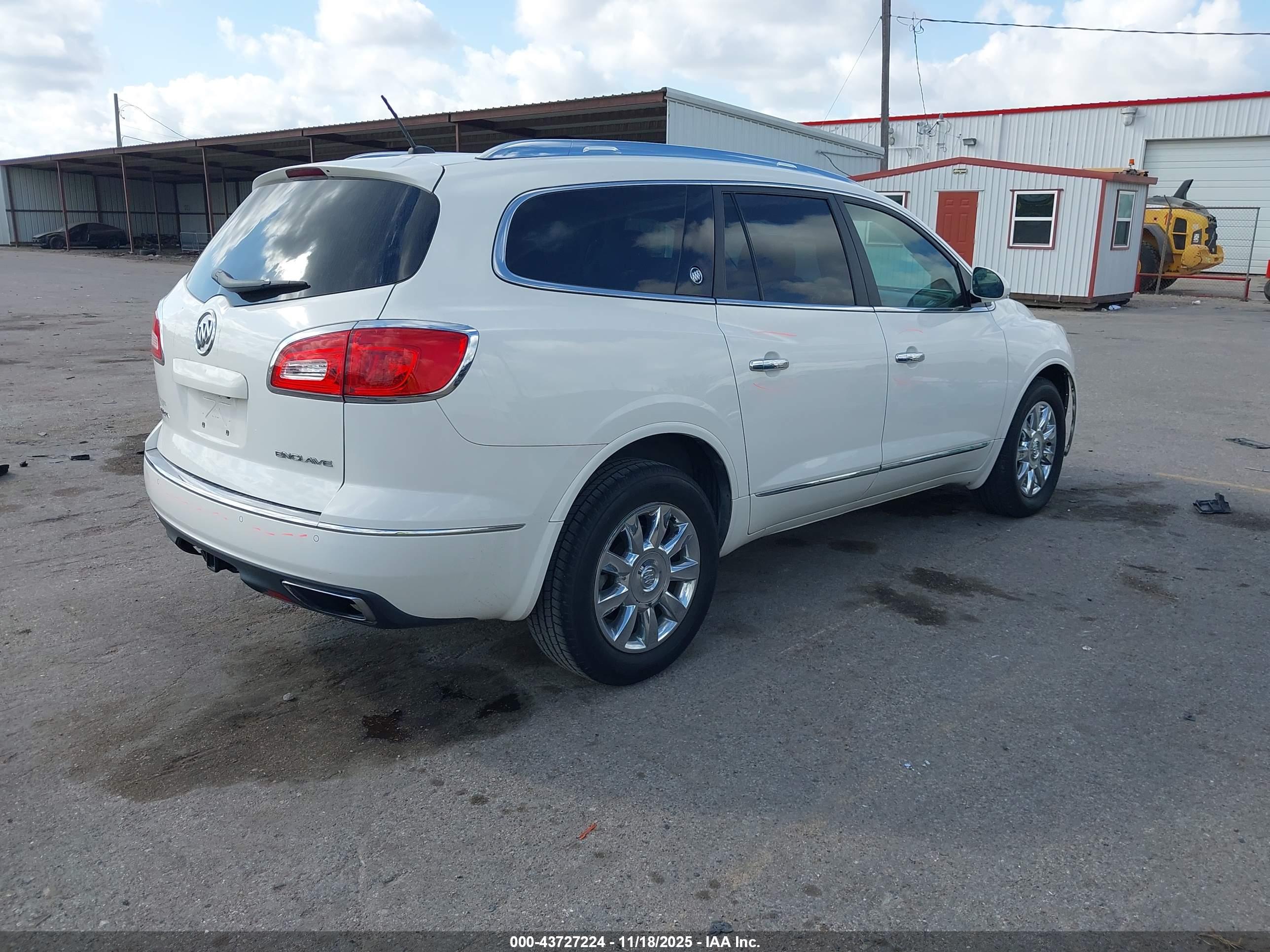 BUICK ENCLAVE image 4