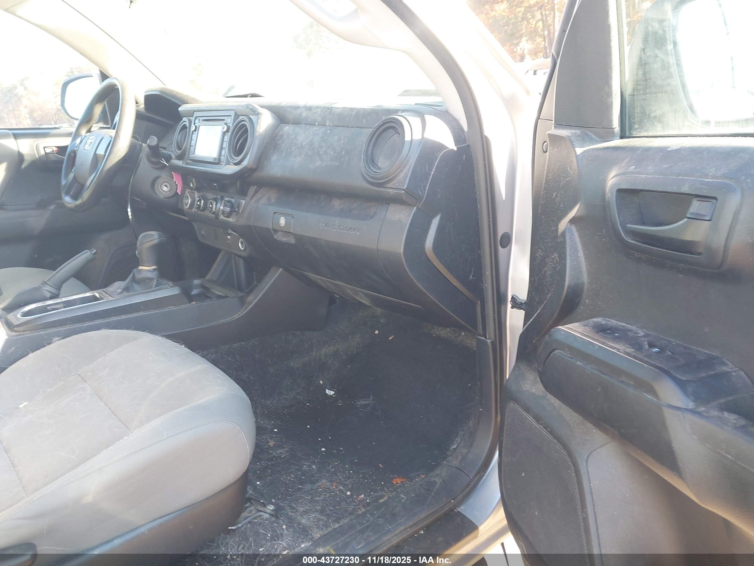 TOYOTA TACOMA image 5