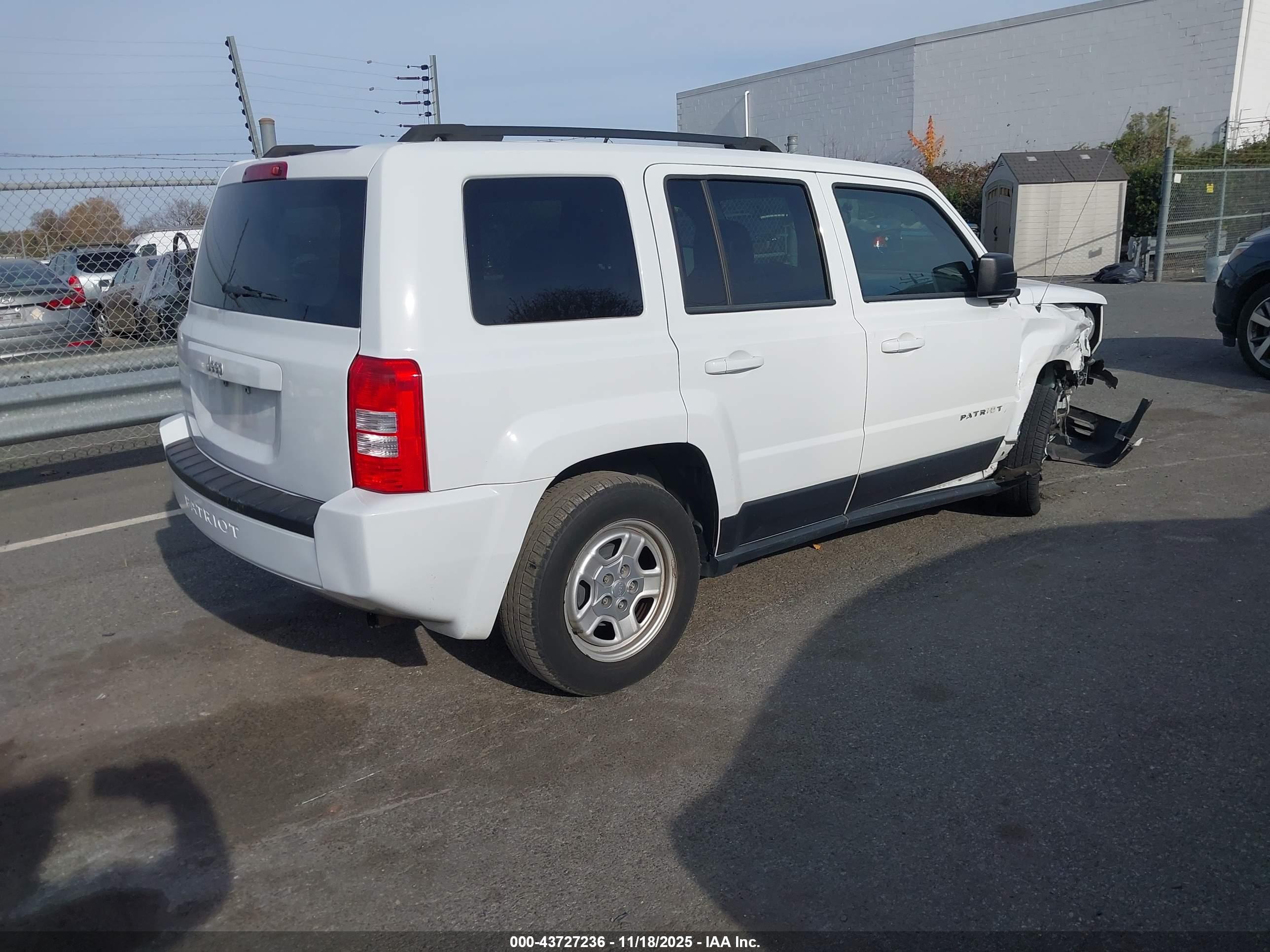 JEEP PATRIOT image 4