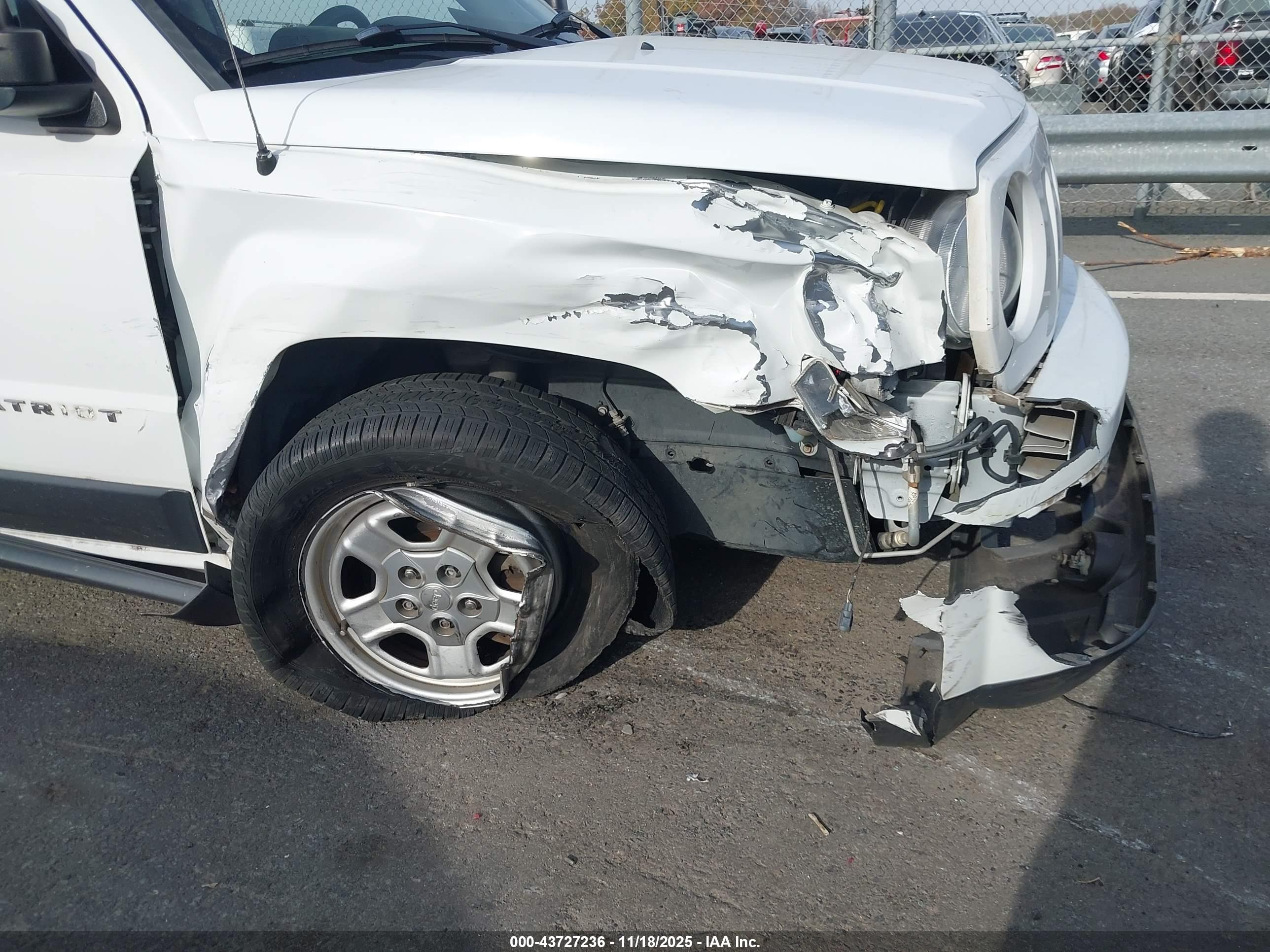 JEEP PATRIOT image 6