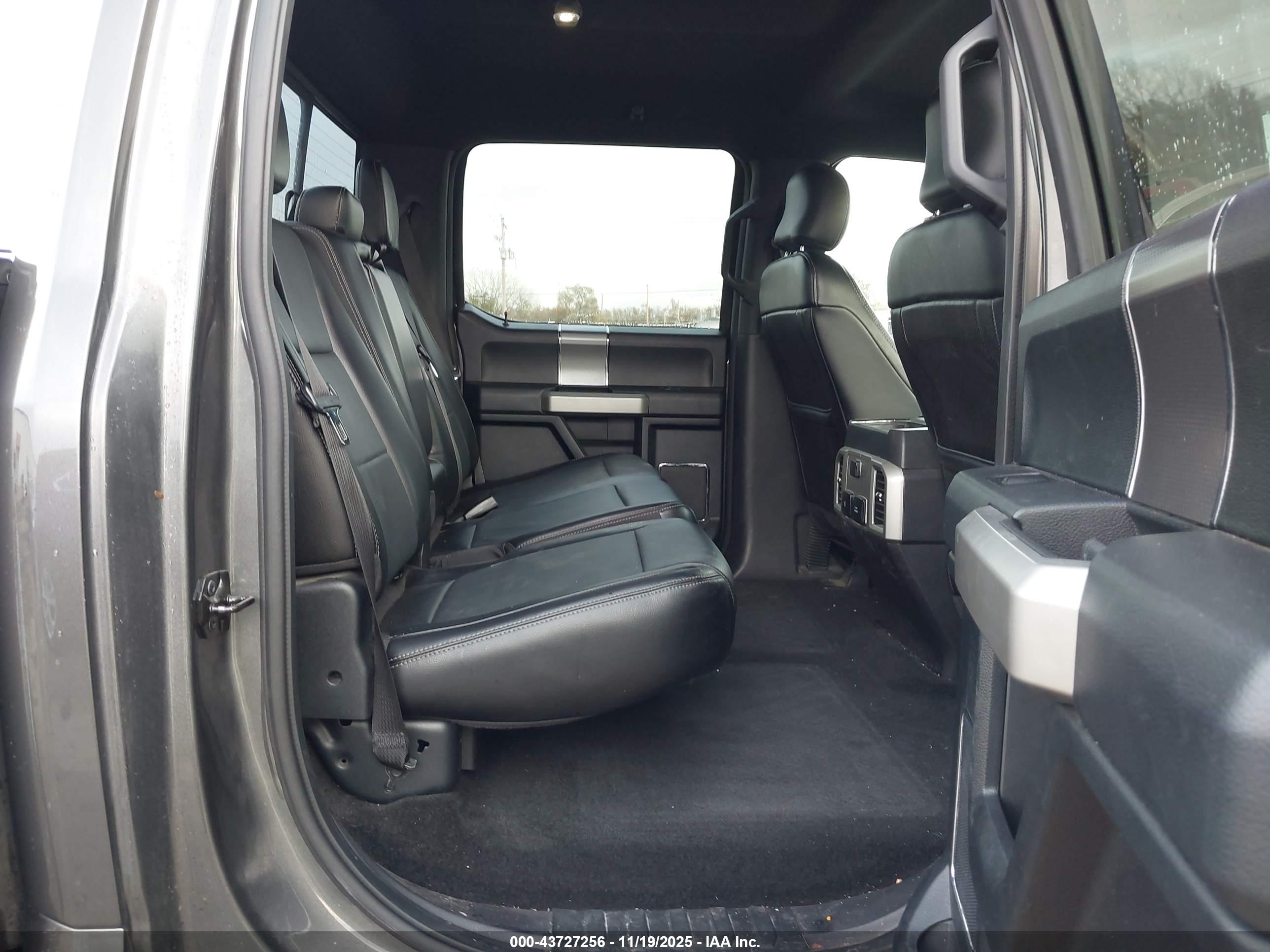 FORD F-150 image 8
