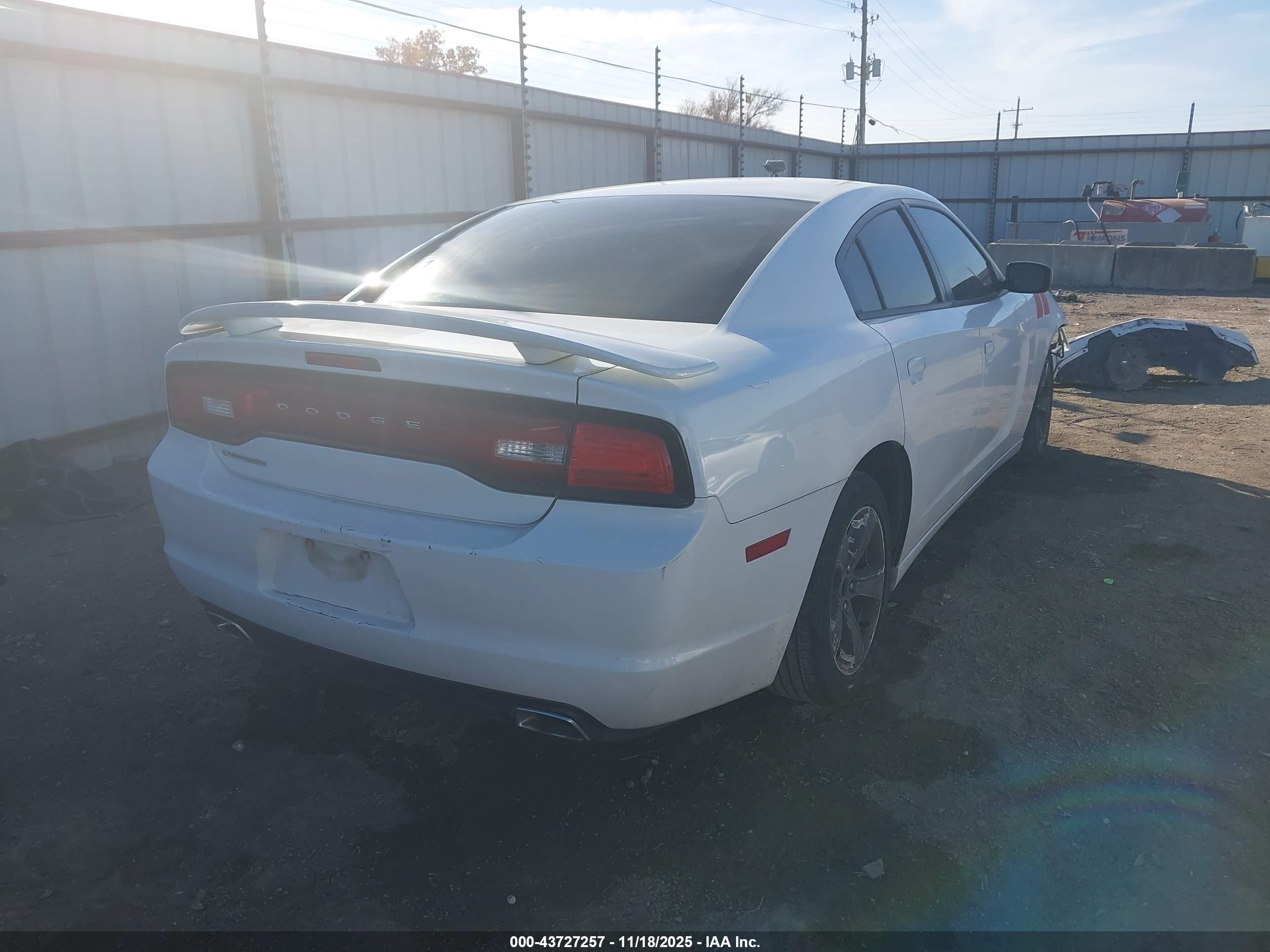 DODGE CHARGER image 4