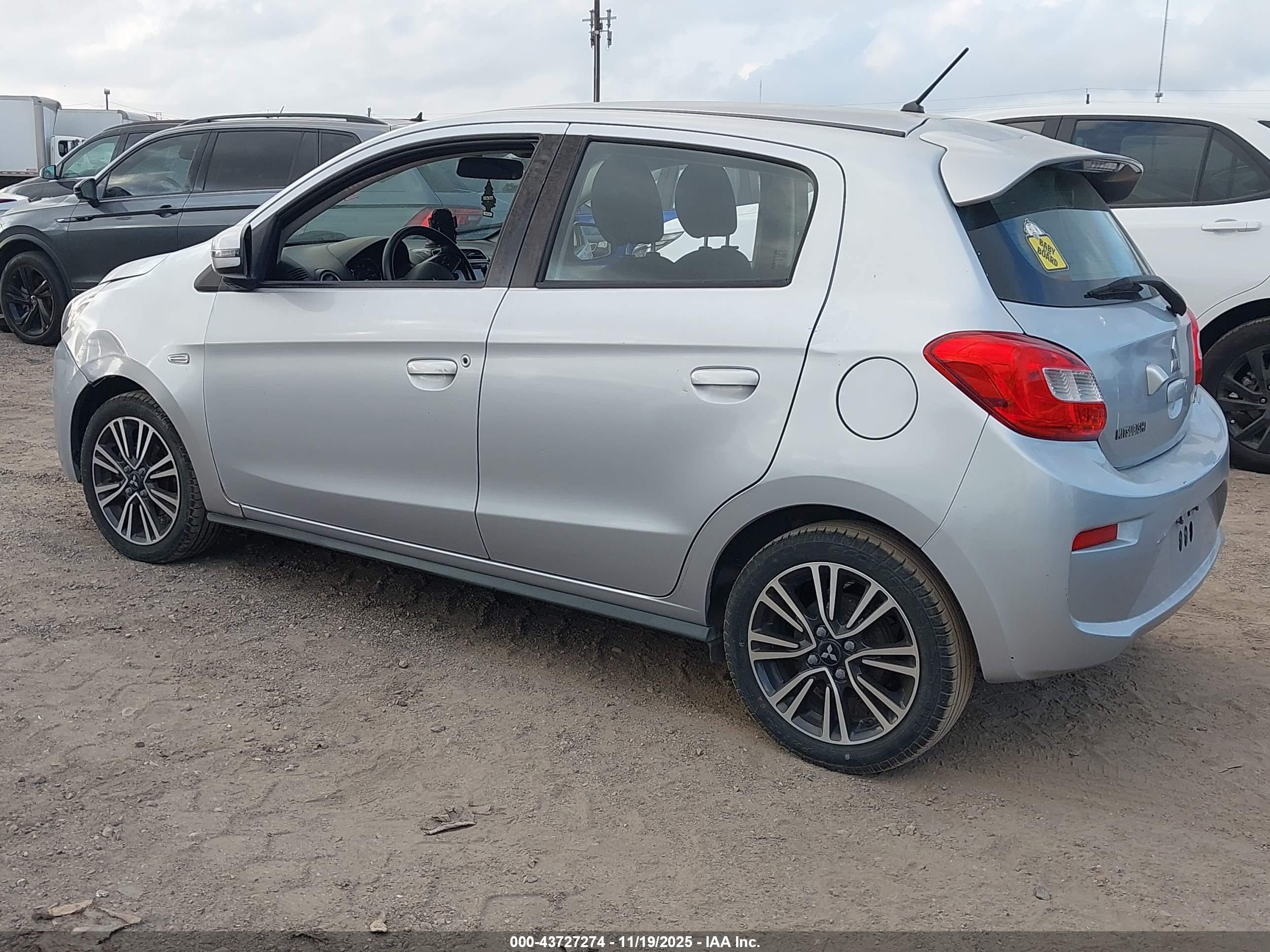 MITSUBISHI MIRAGE image 3