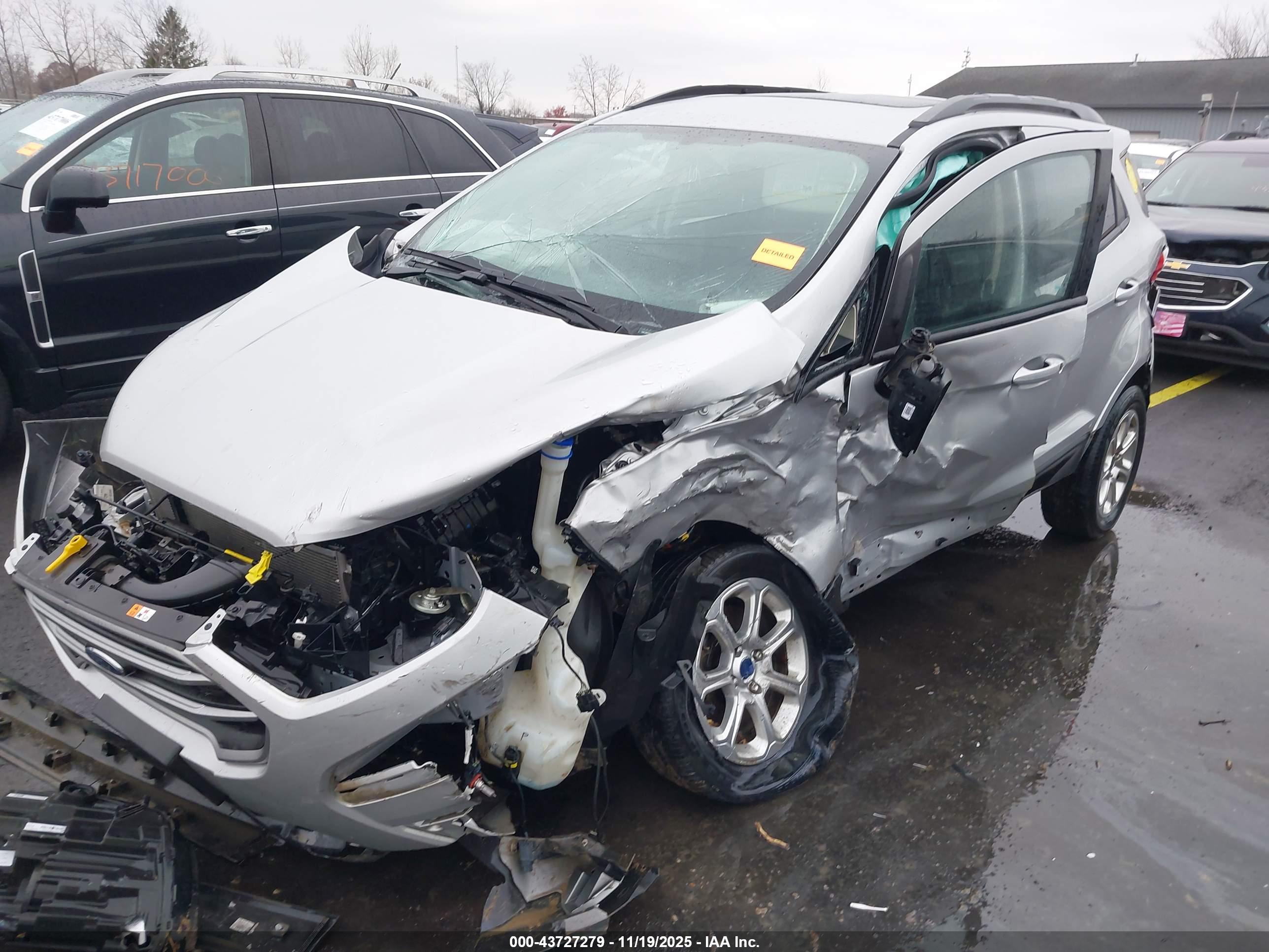 FORD ECOSPORT image 2