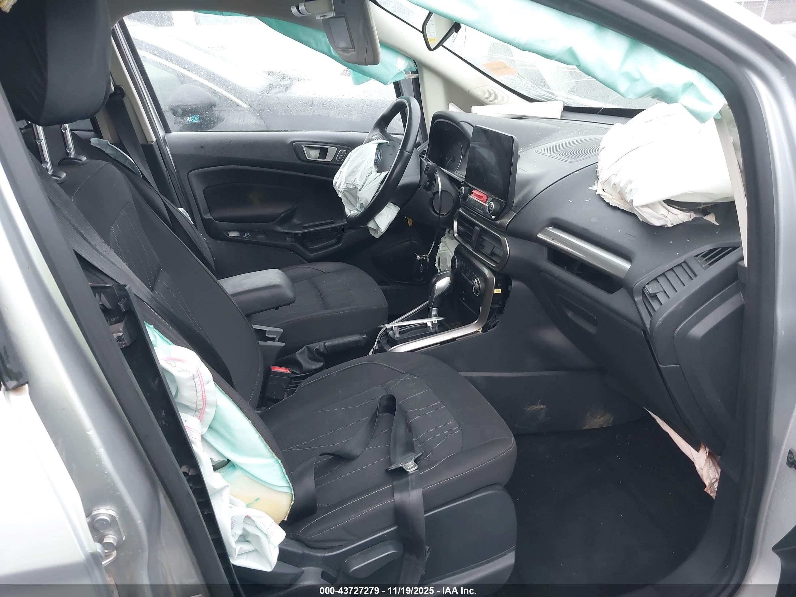 FORD ECOSPORT image 5