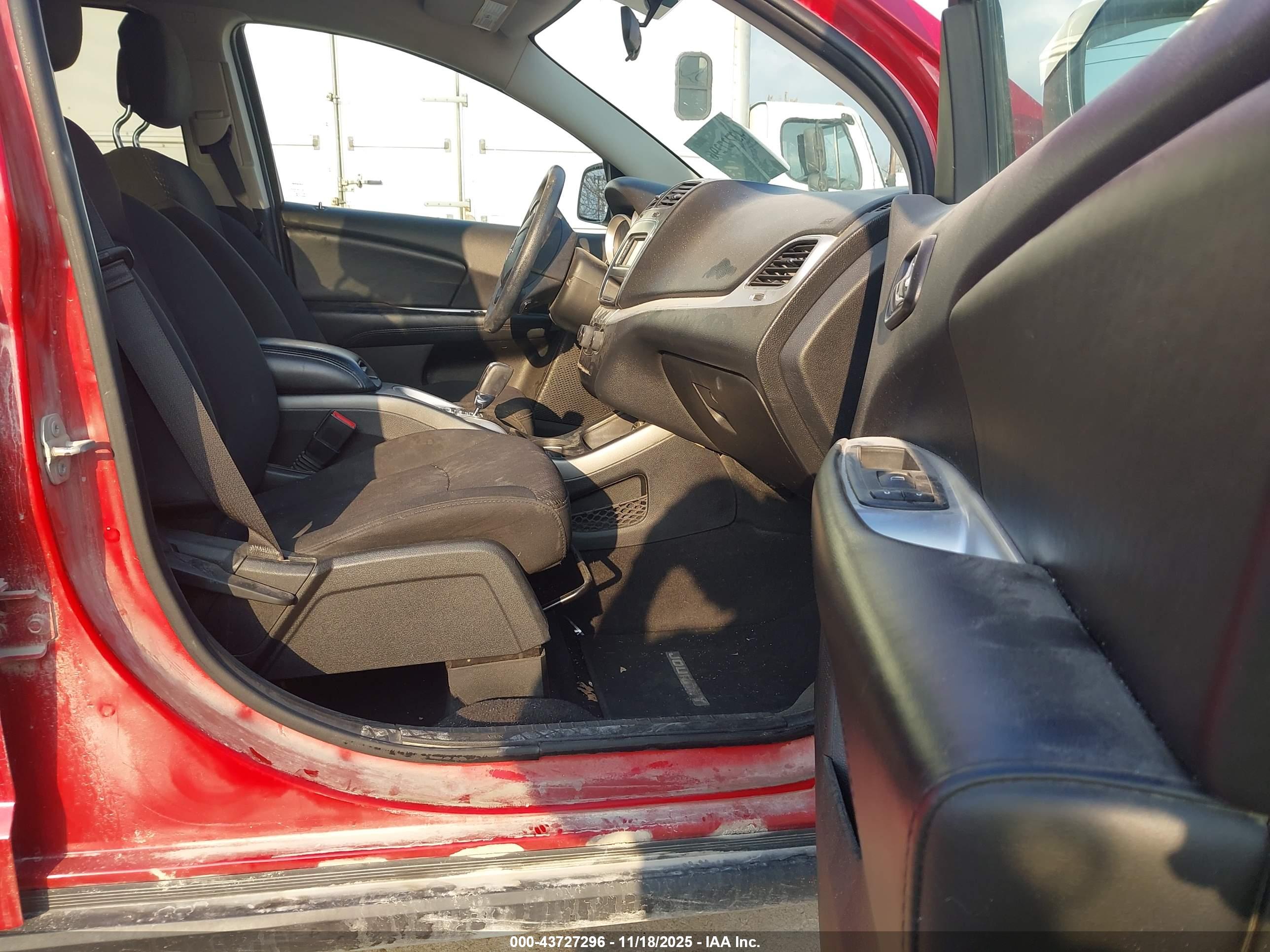 DODGE JOURNEY image 5