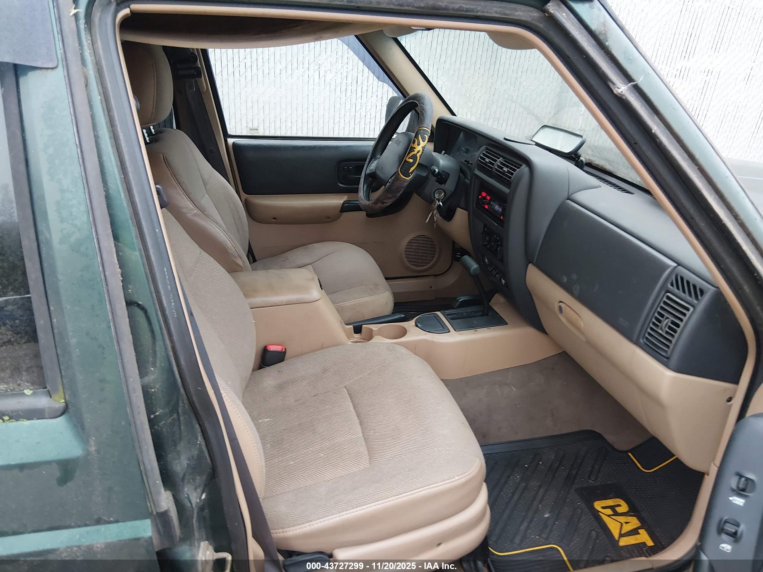 JEEP CHEROKEE image 5