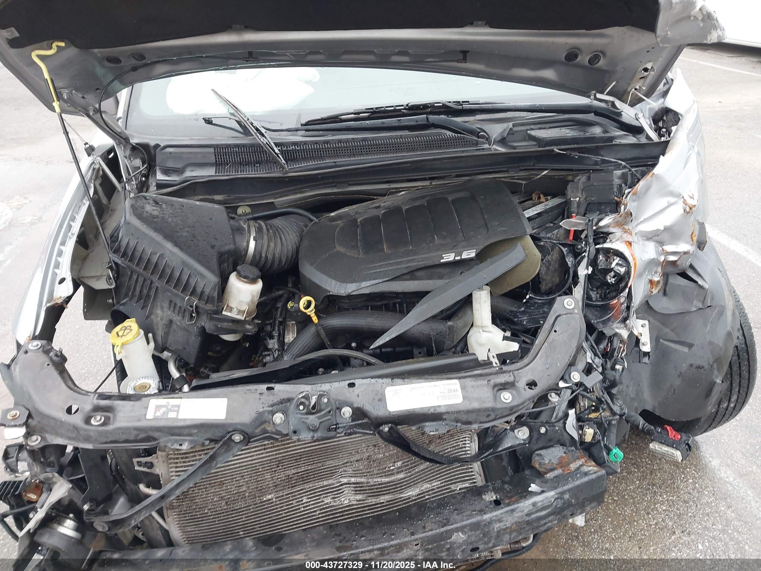 DODGE GRAND image 10