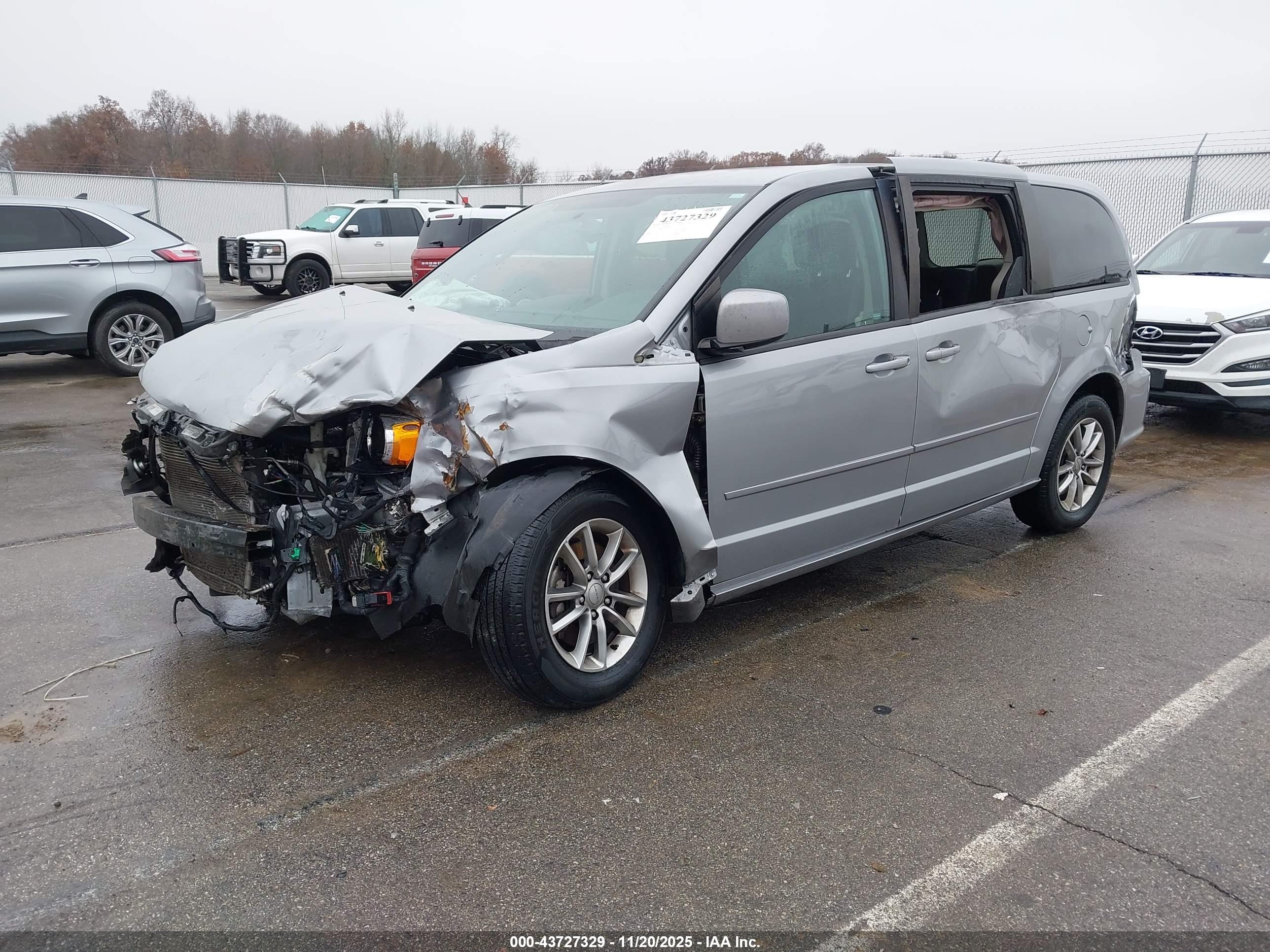 DODGE GRAND image 2