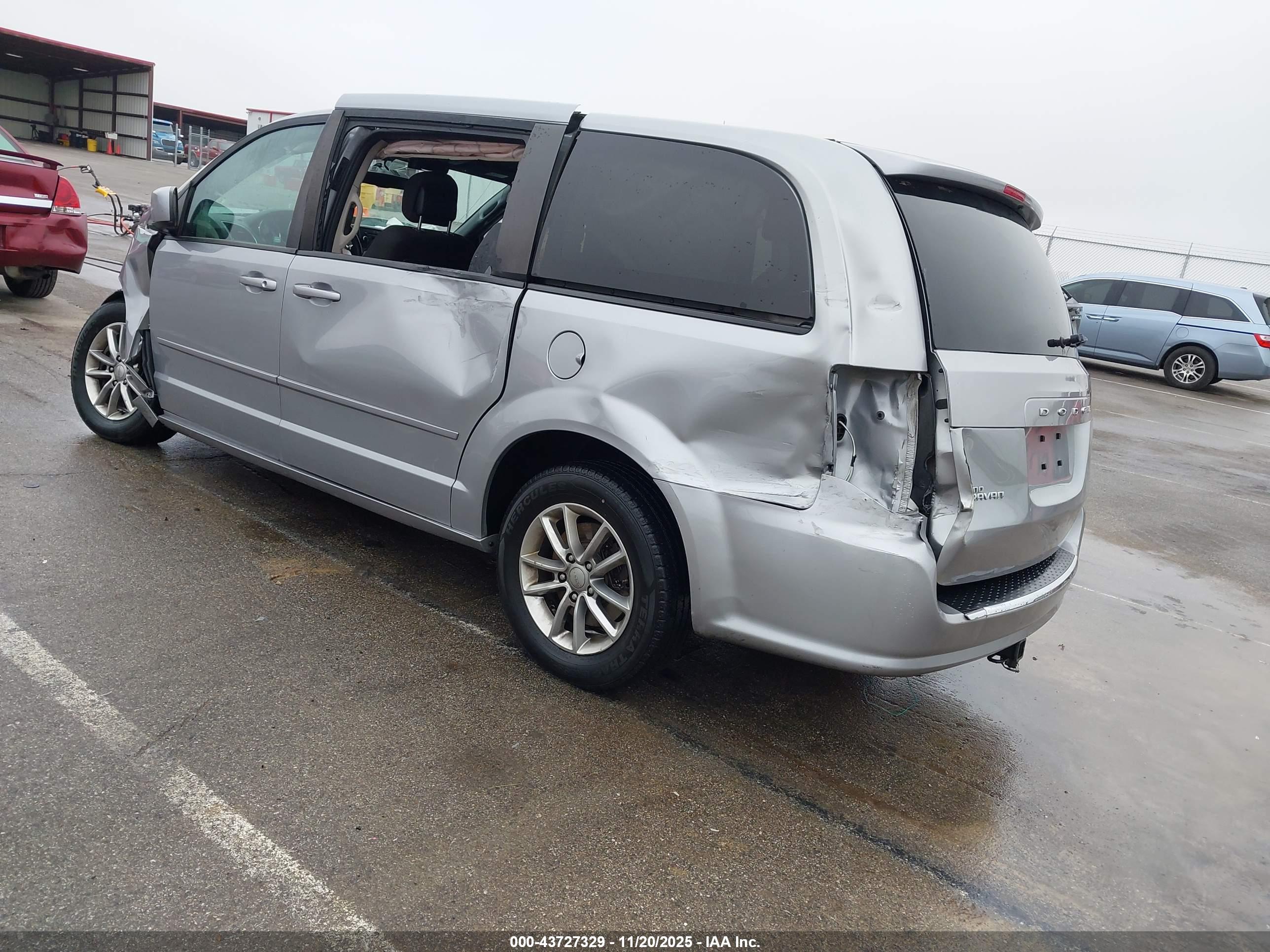 DODGE GRAND image 3