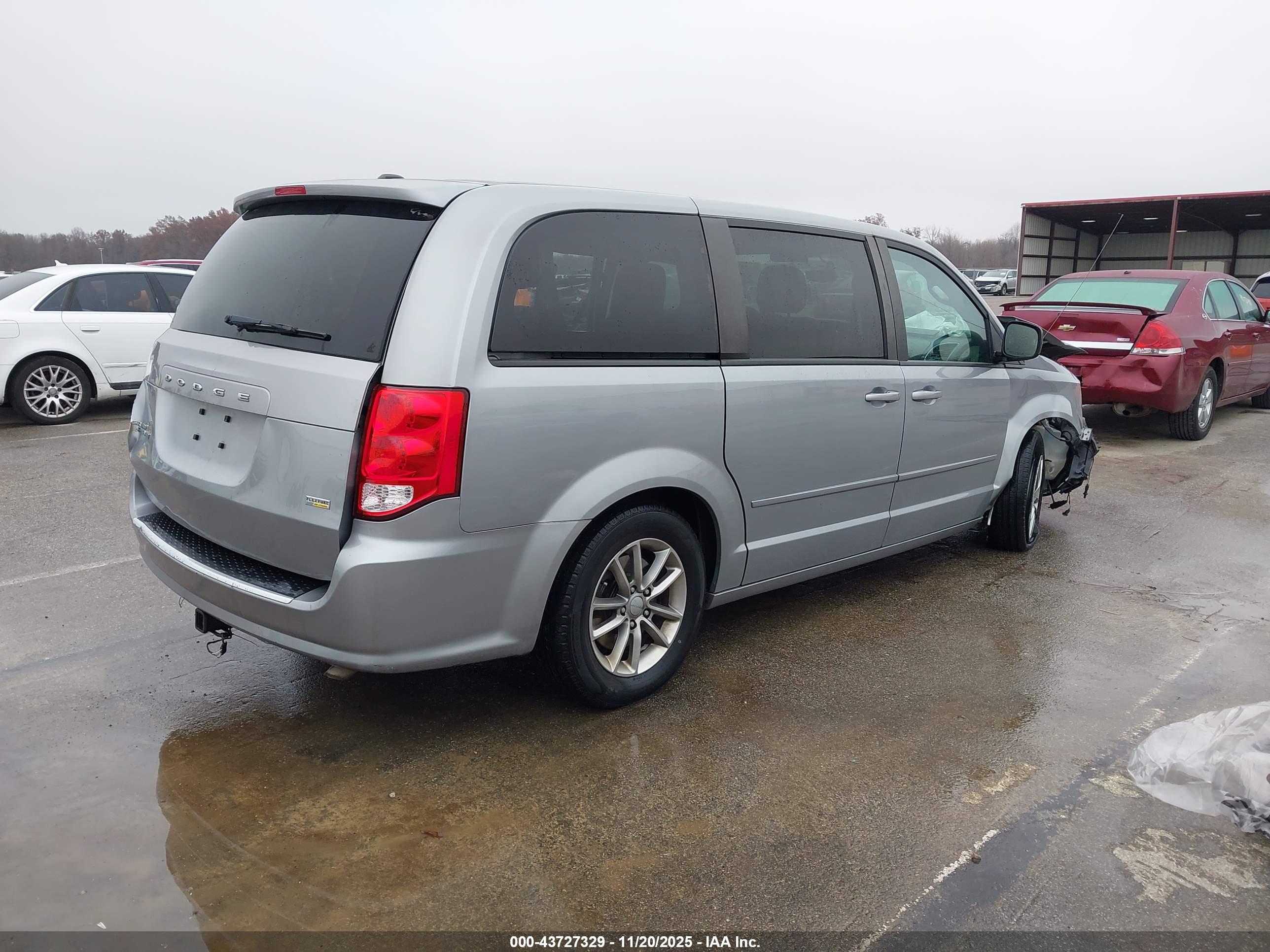 DODGE GRAND image 4