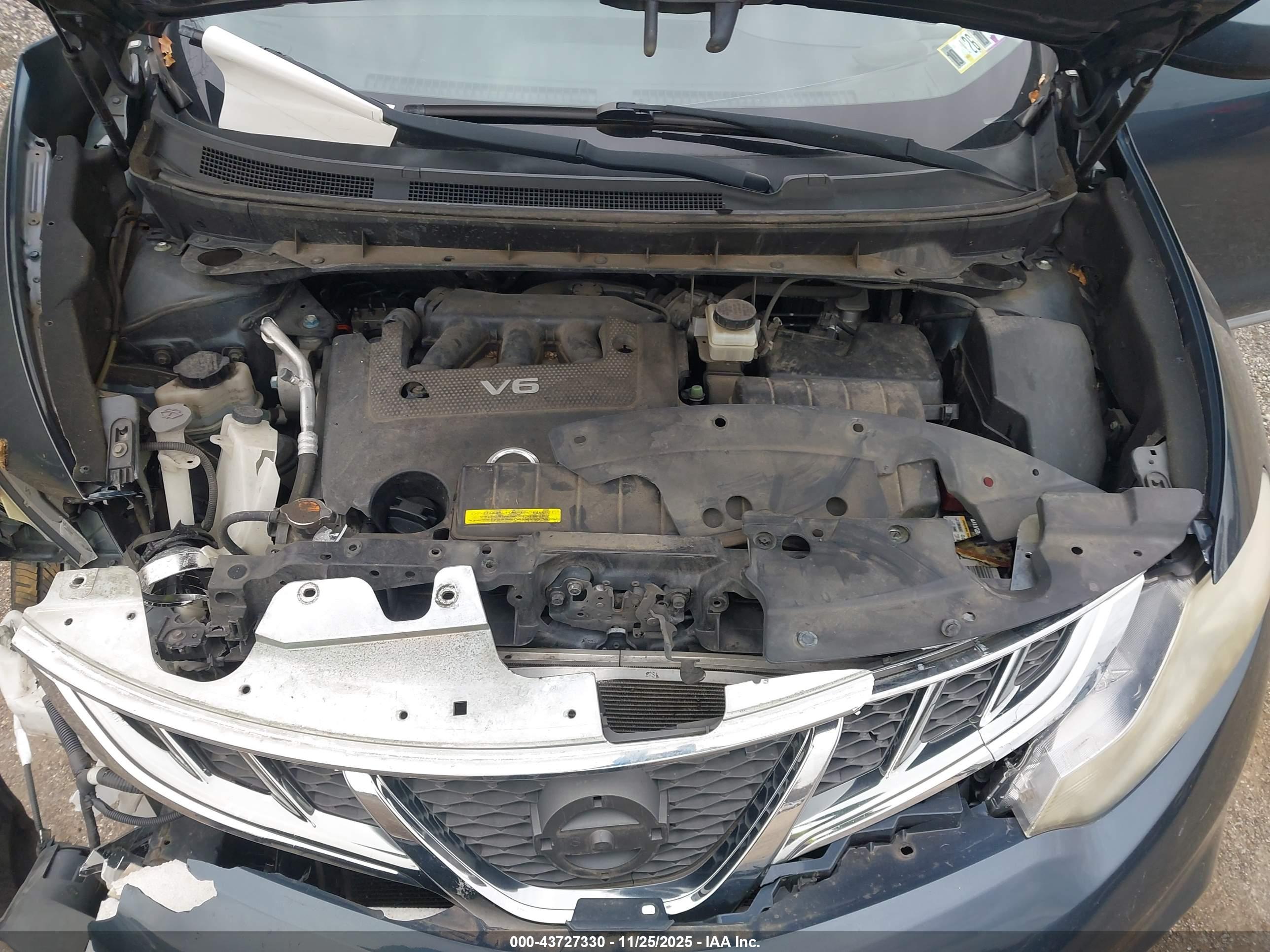 NISSAN MURANO image 10