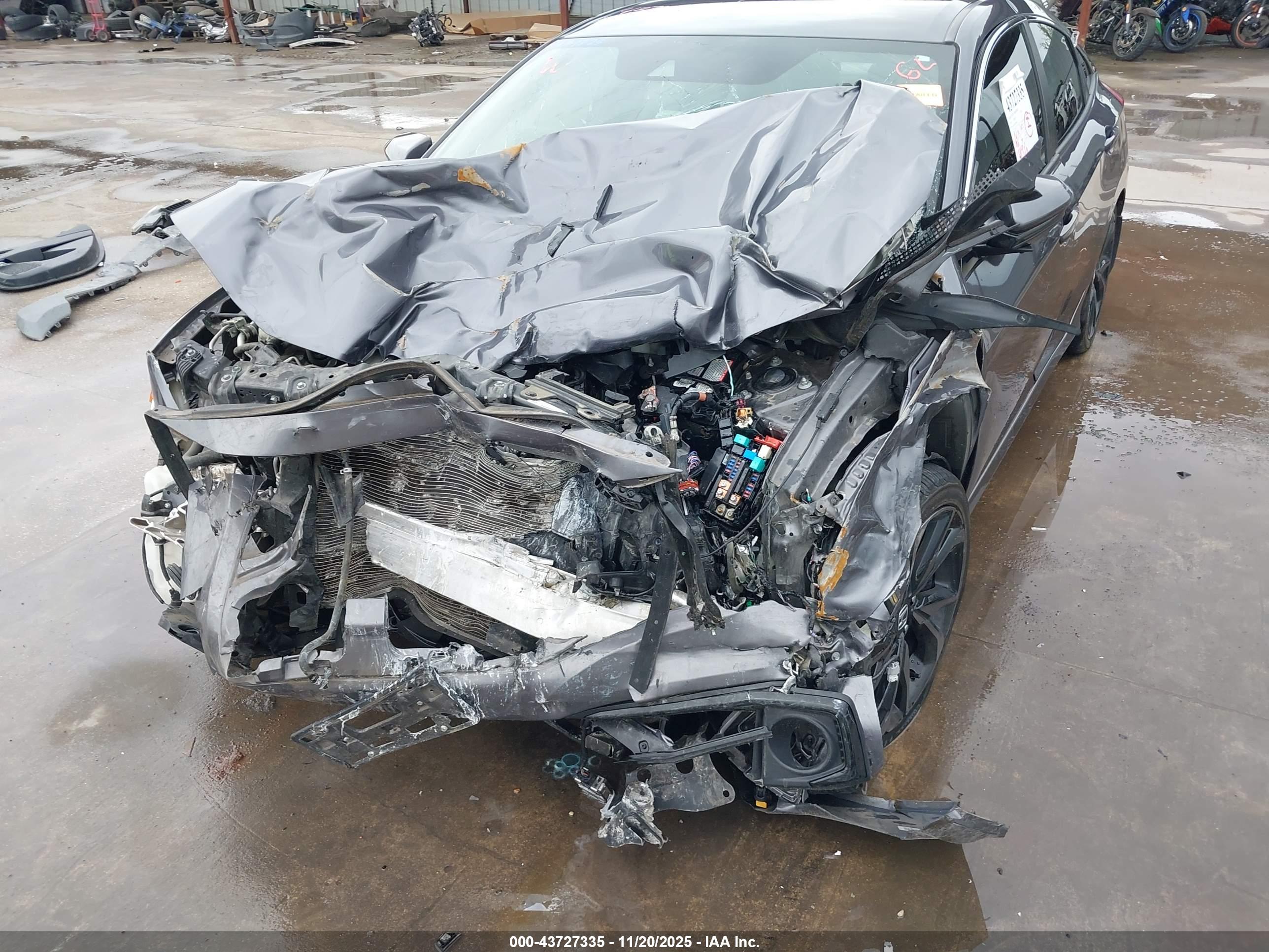 HONDA CIVIC image 6