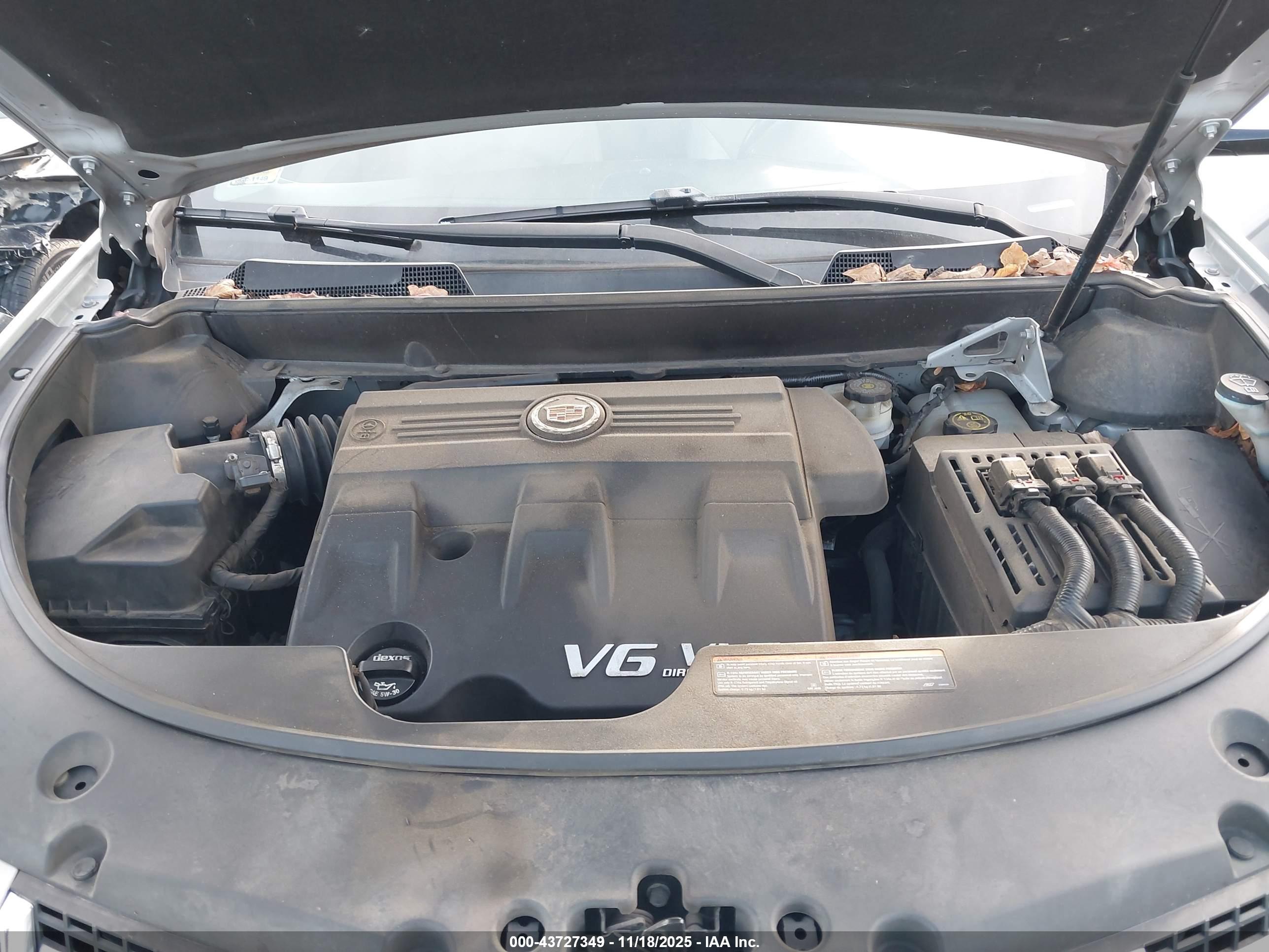 CADILLAC SRX image 10