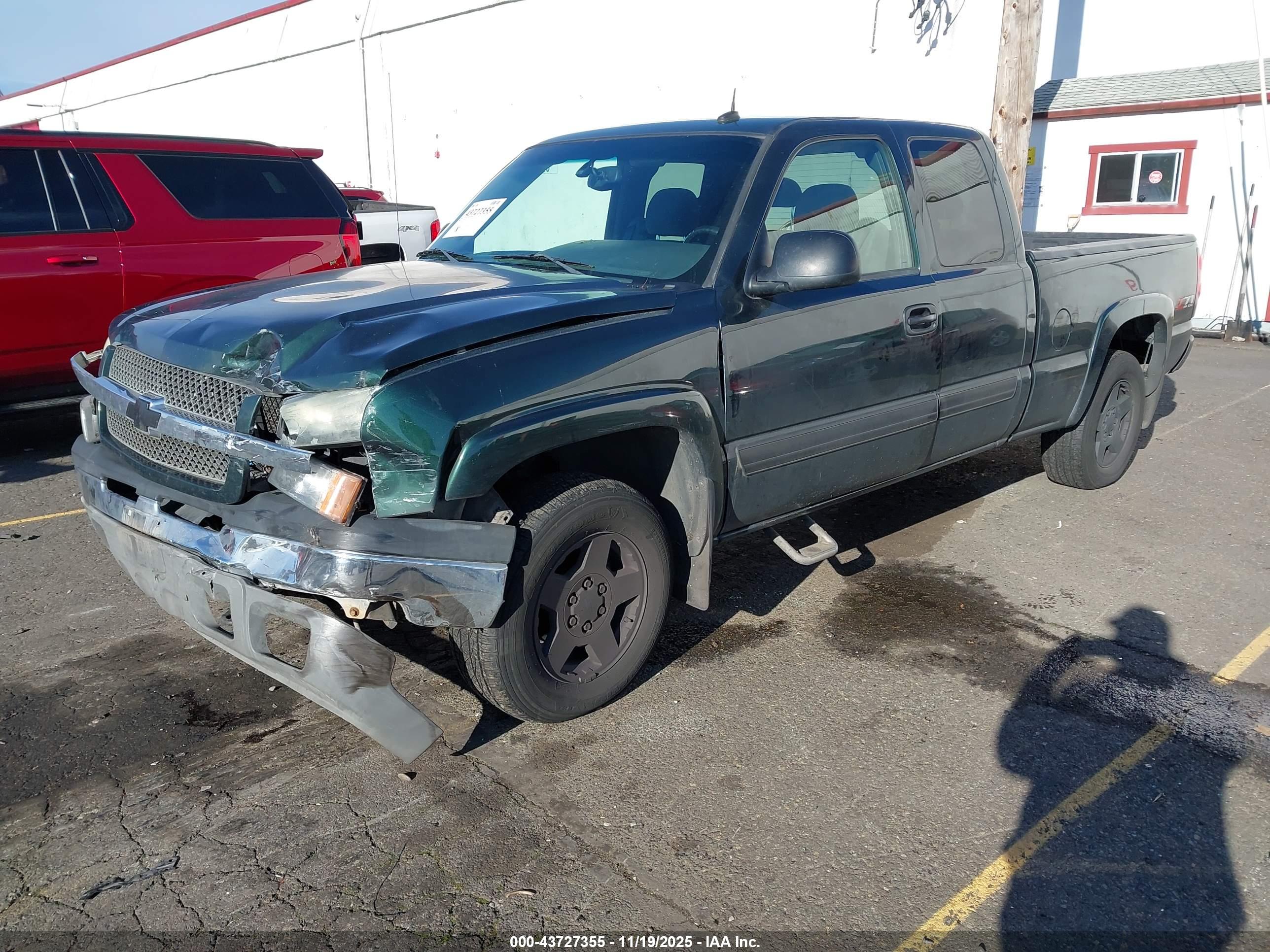CHEVROLET SILVERADO image 2
