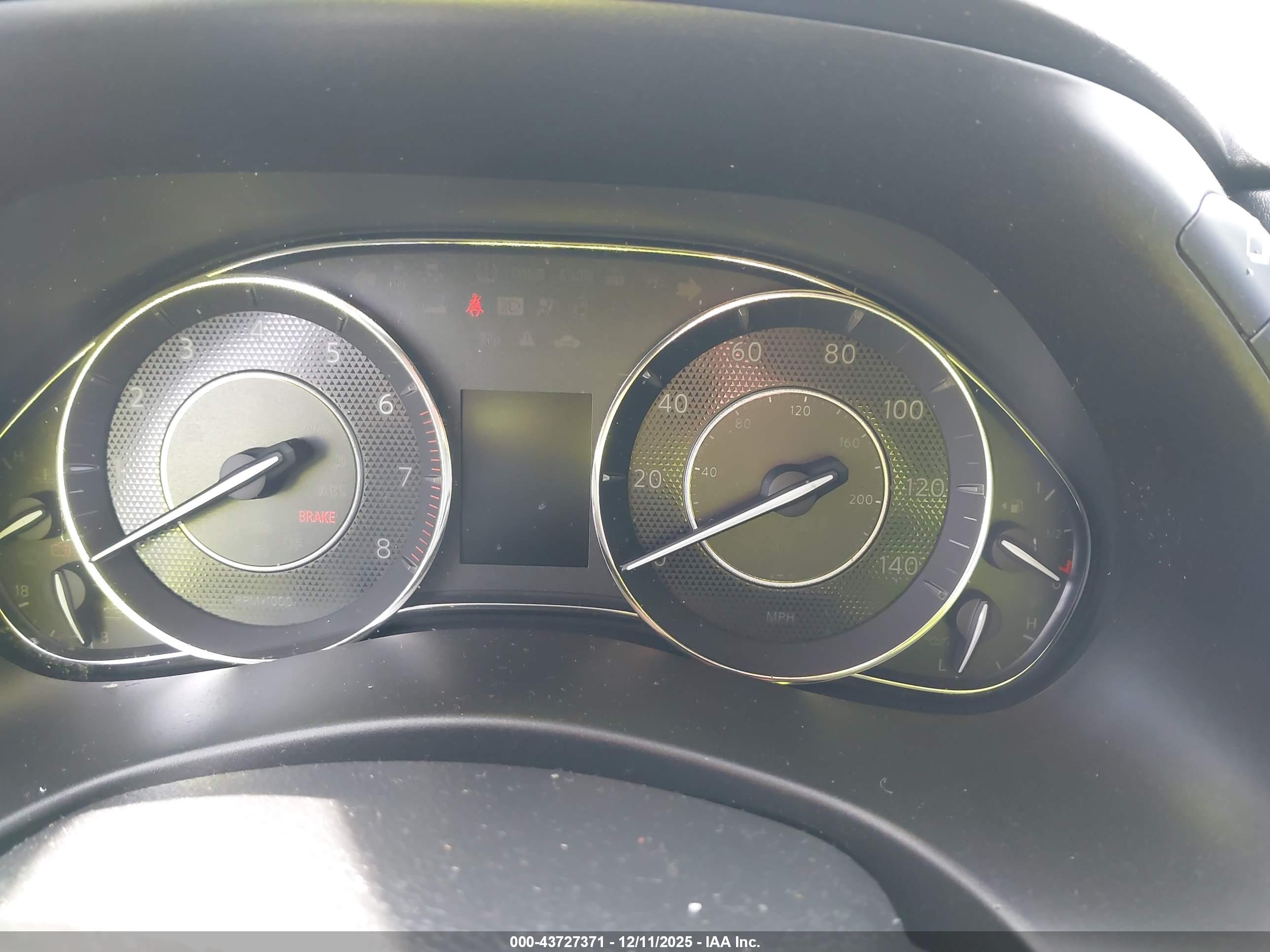NISSAN ARMADA image 7
