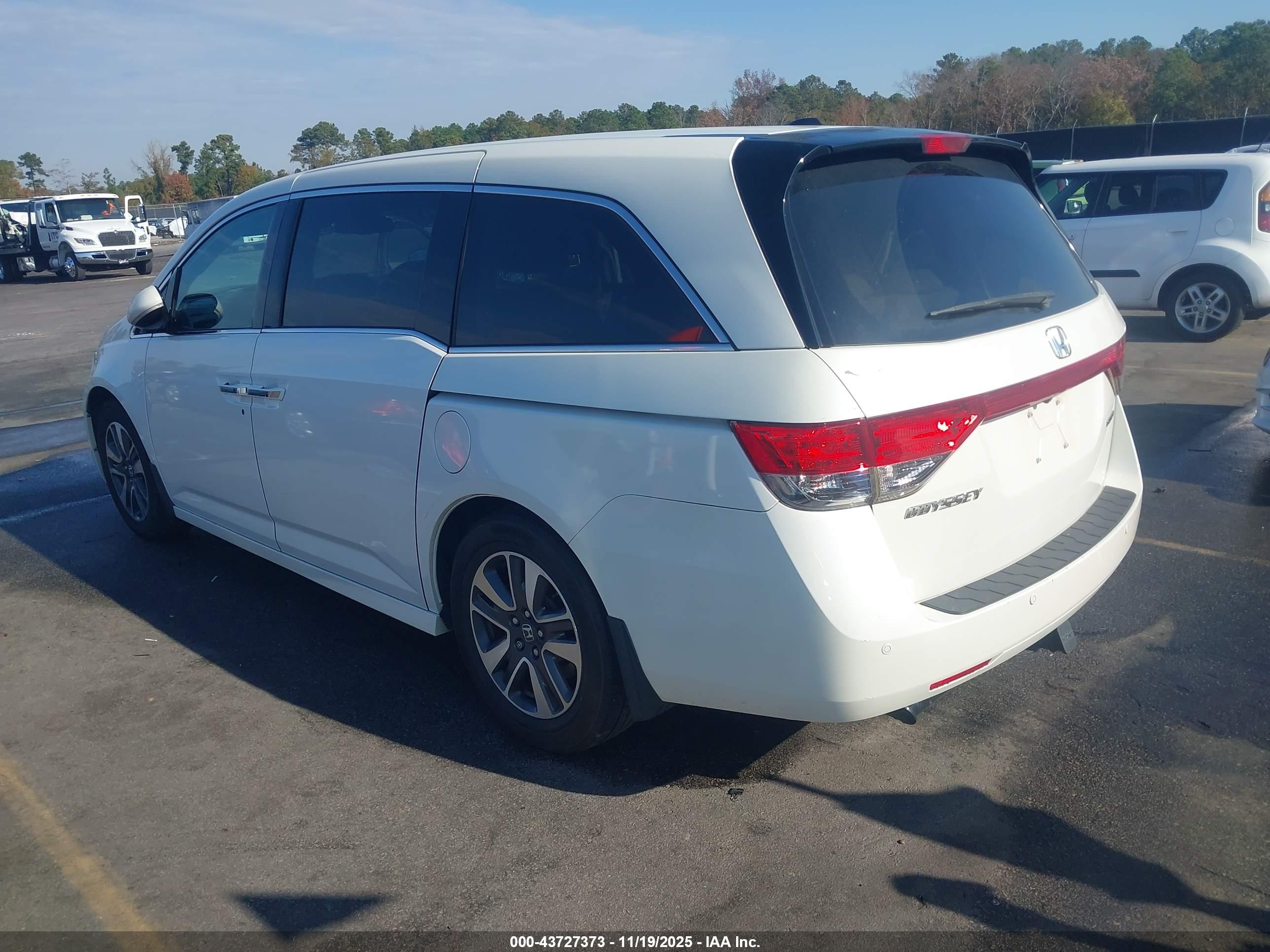 HONDA ODYSSEY image 3