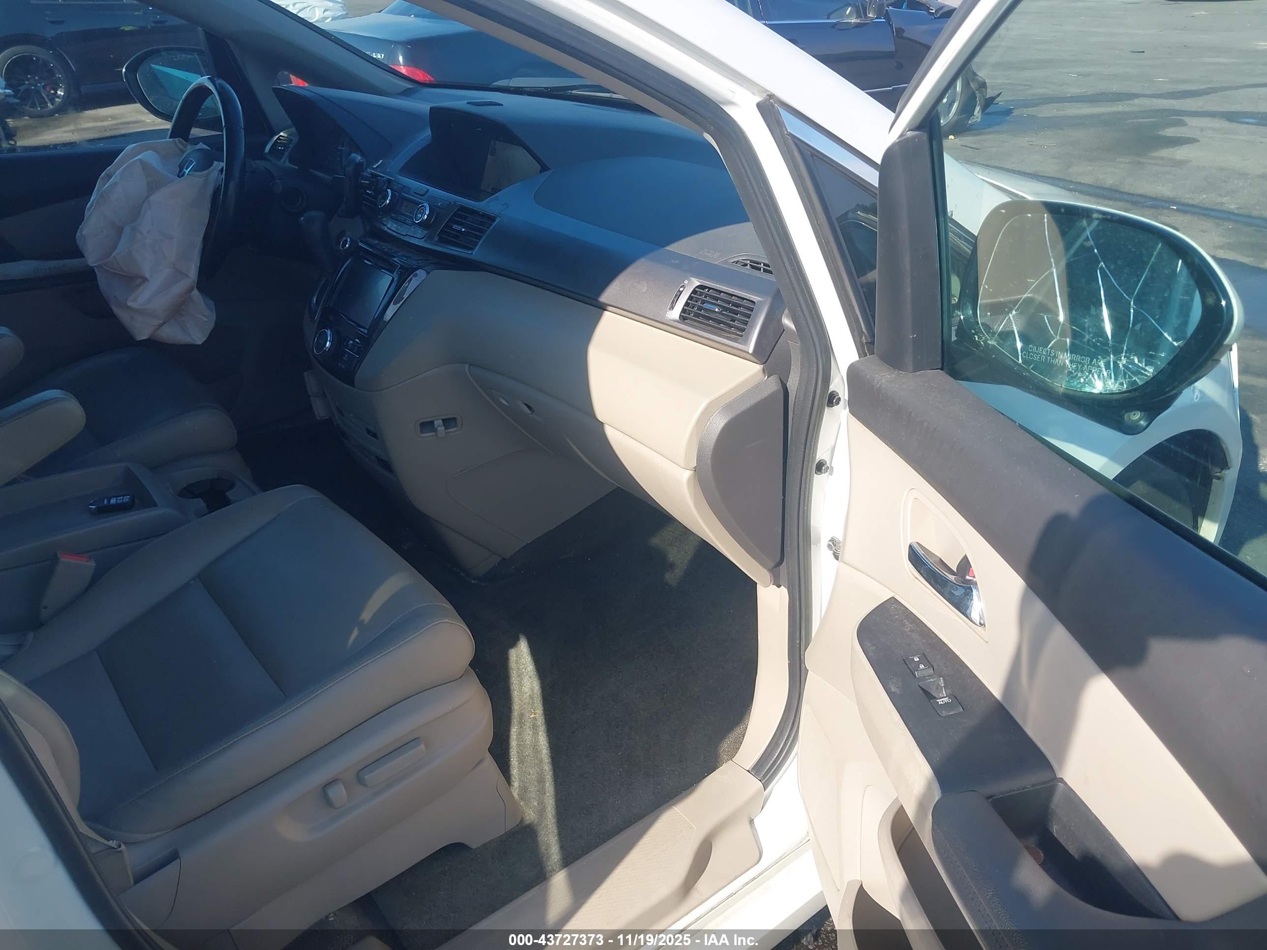 HONDA ODYSSEY image 5