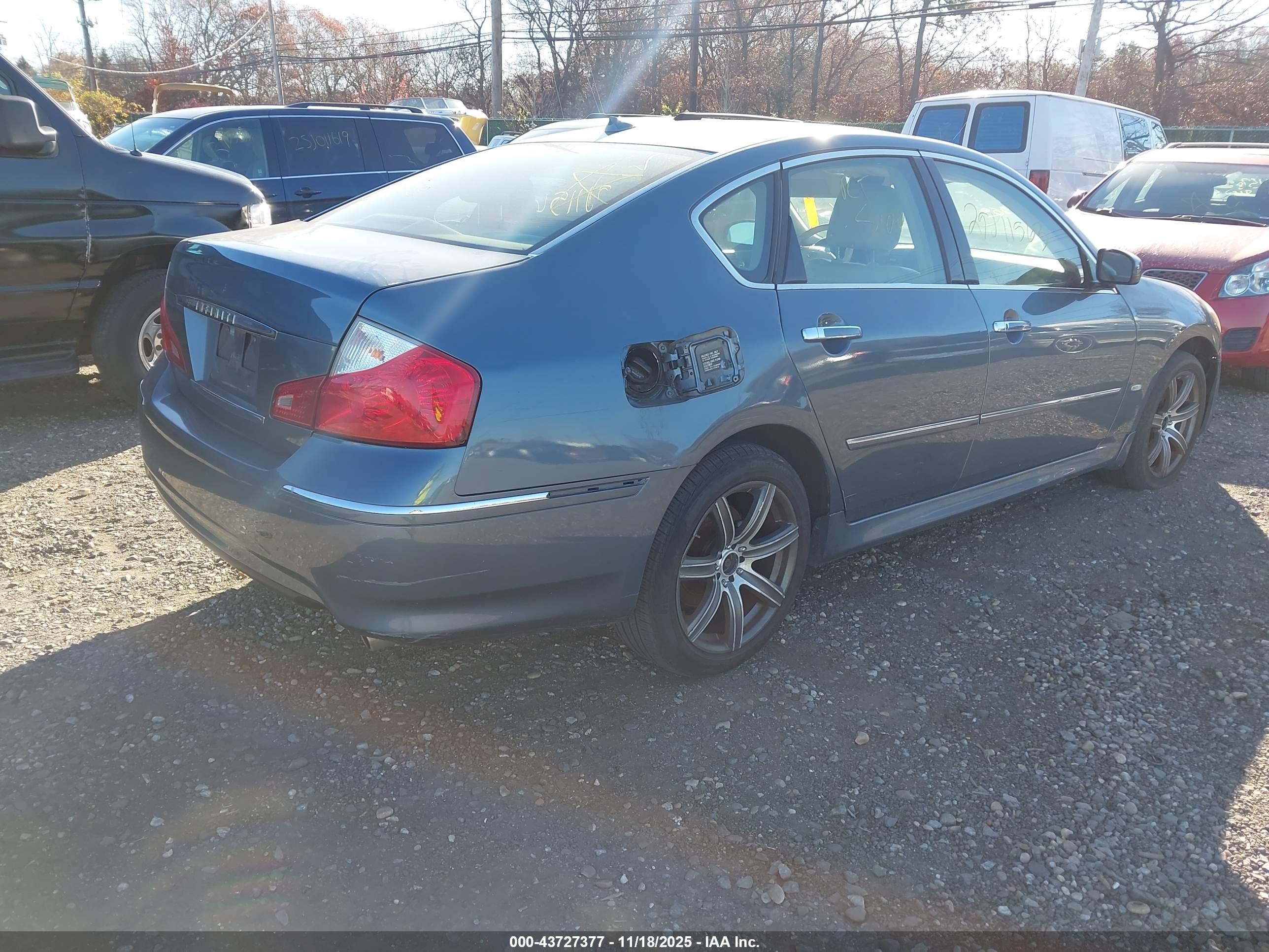 INFINITI M35X image 4