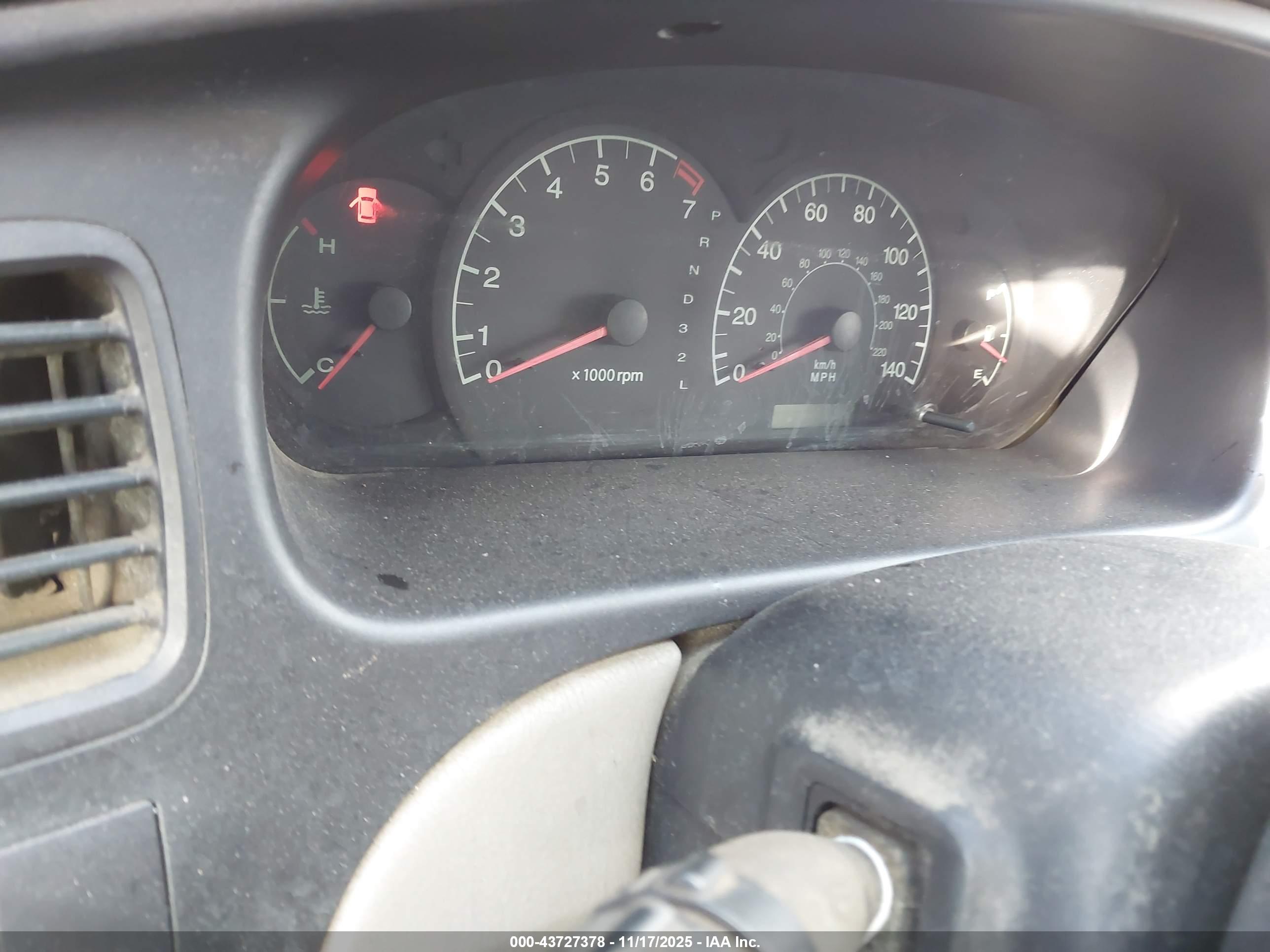 HYUNDAI ELANTRA image 7