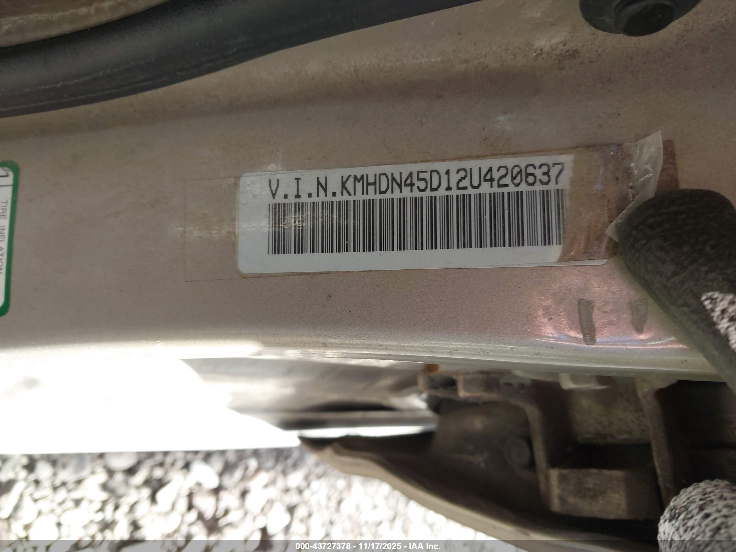 HYUNDAI ELANTRA image 9