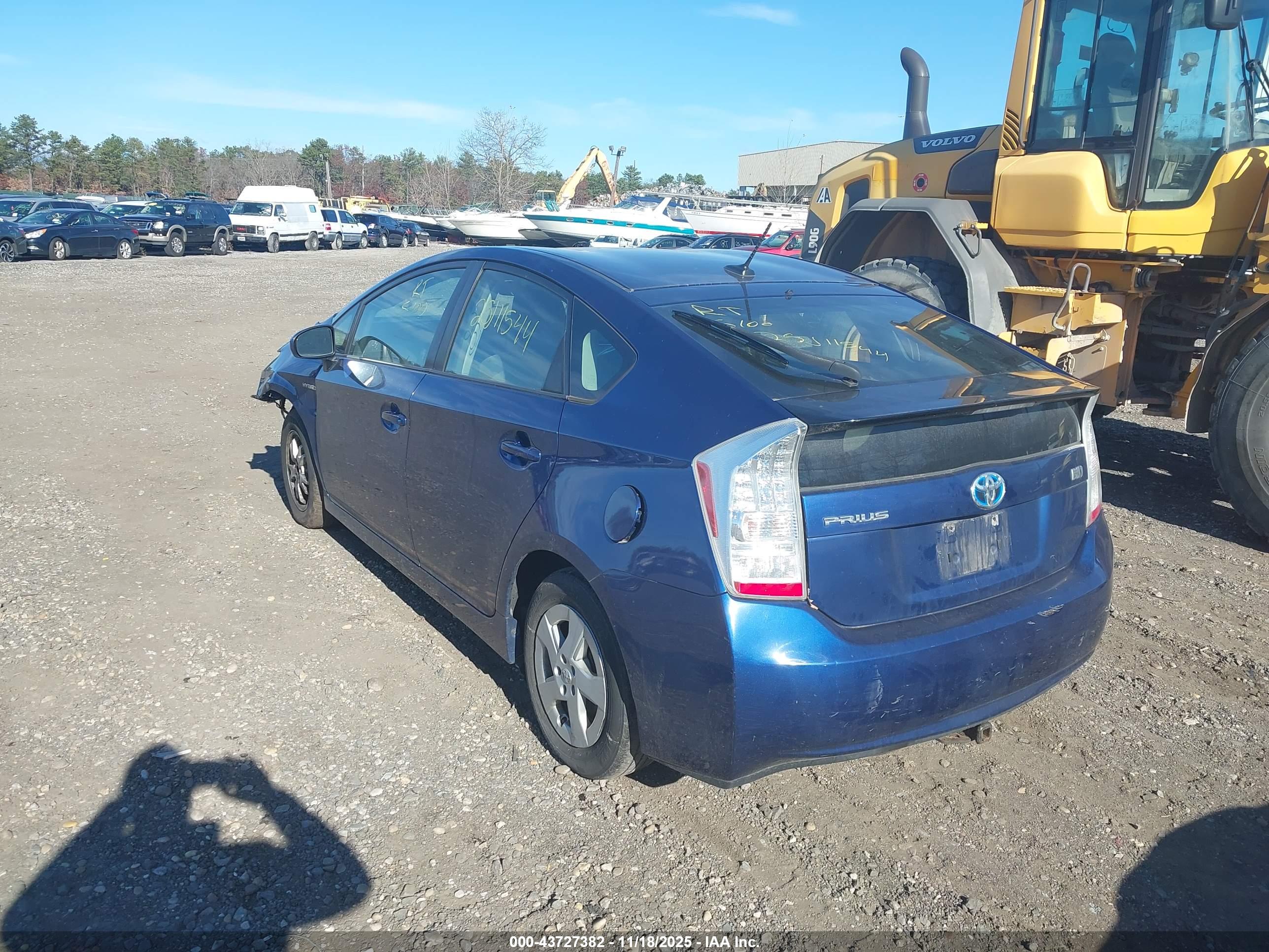 TOYOTA PRIUS image 3