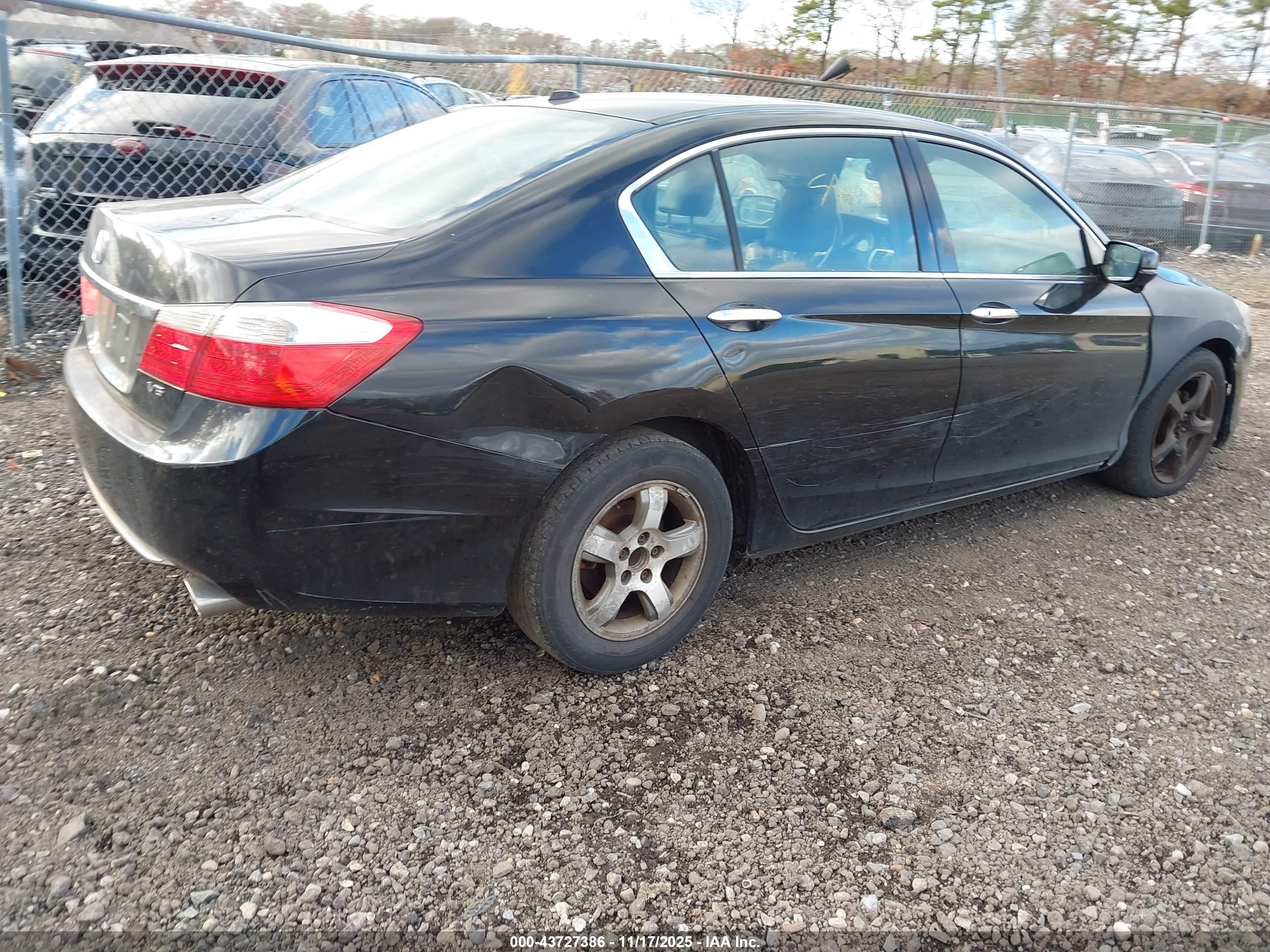 HONDA ACCORD image 4