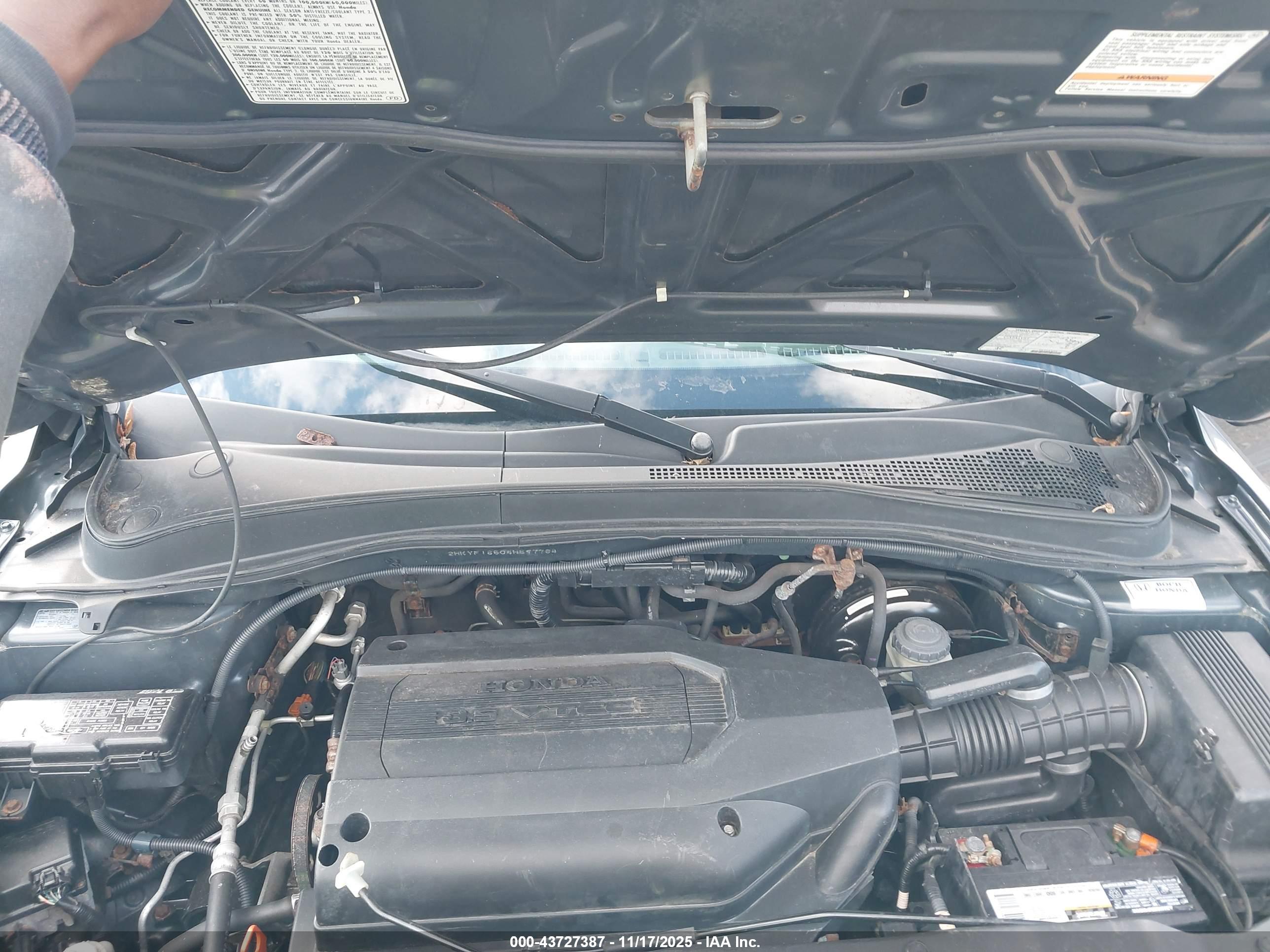 HONDA PILOT image 10