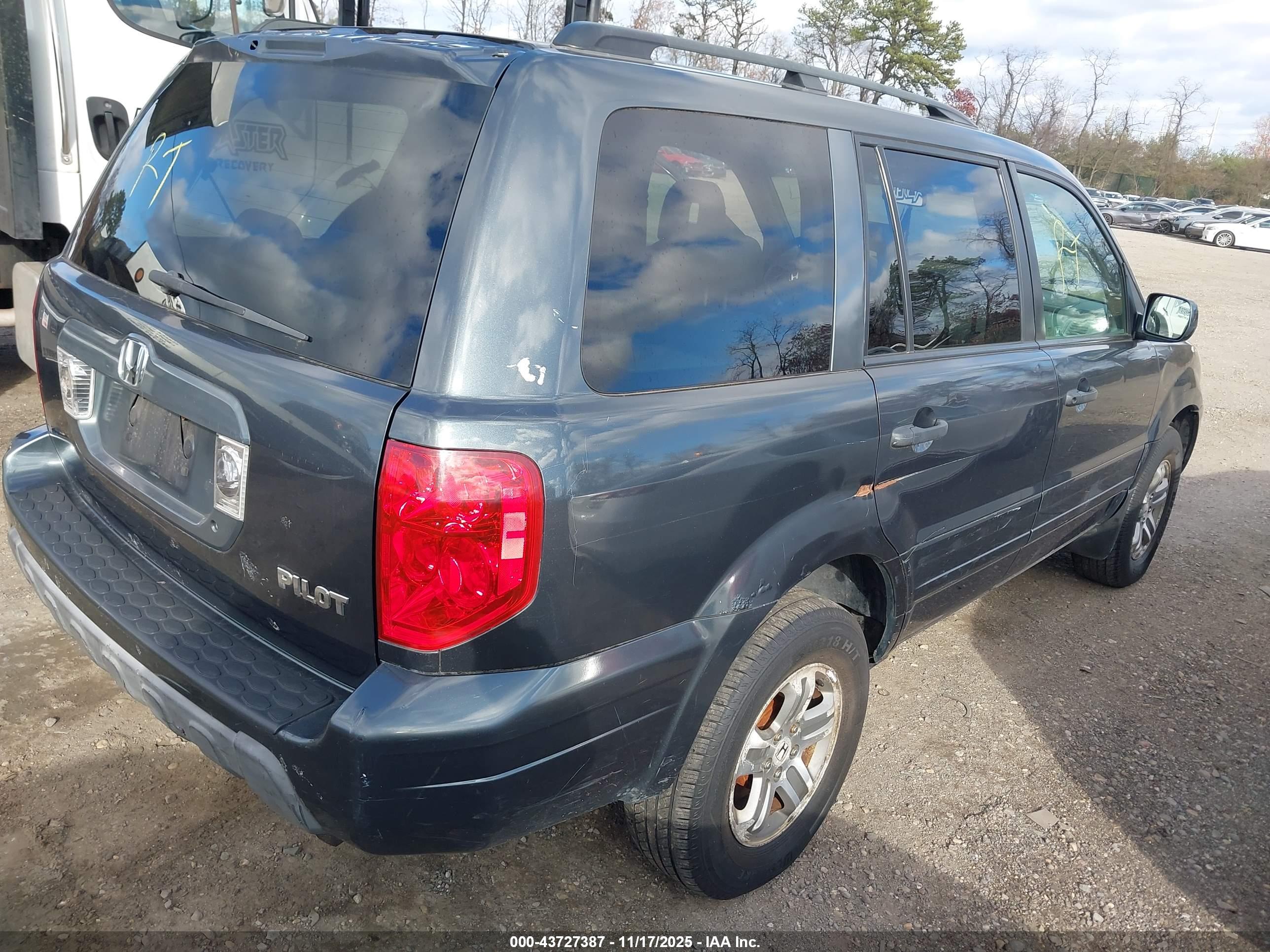 HONDA PILOT image 4
