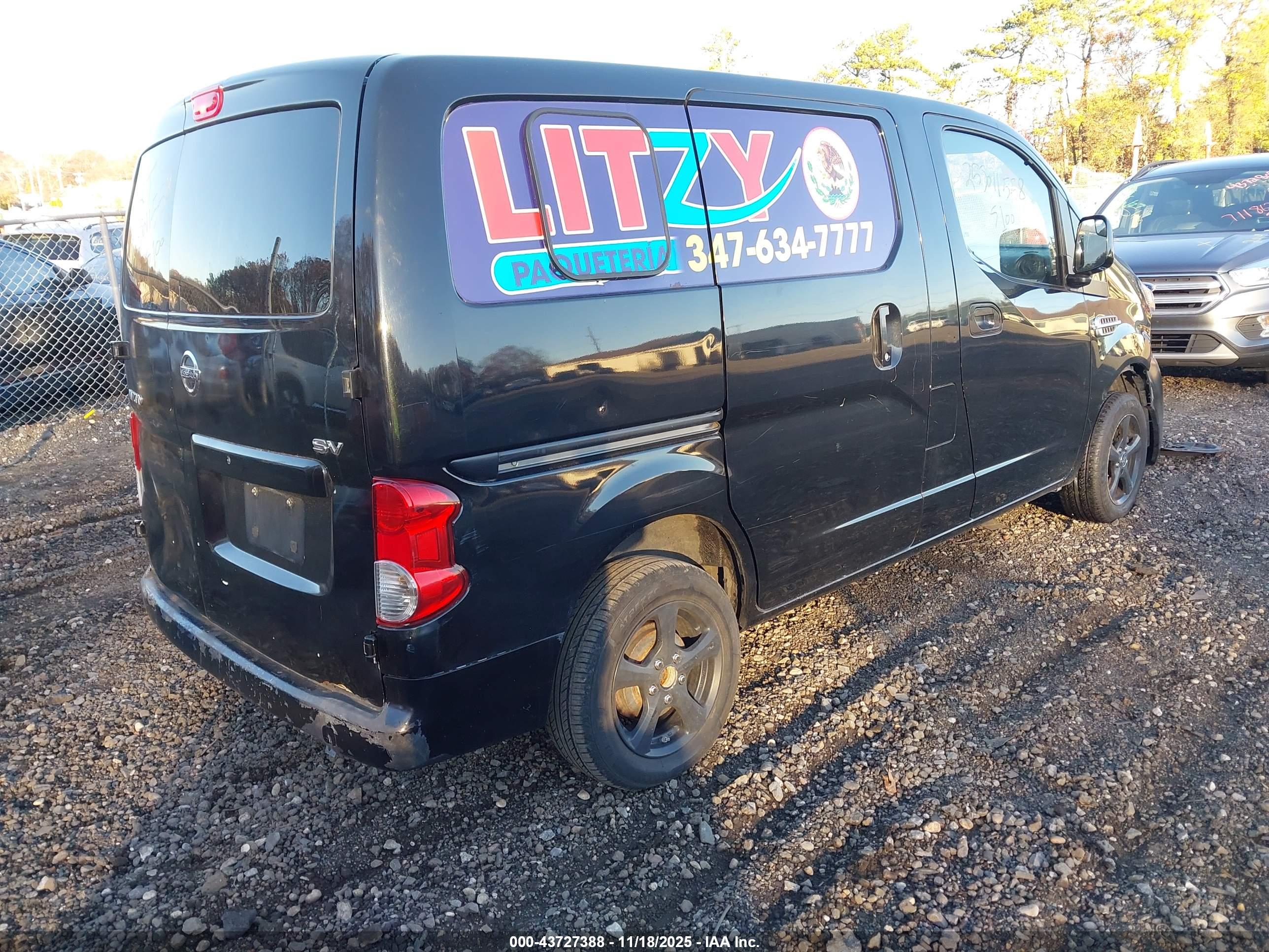 NISSAN NV200 image 4