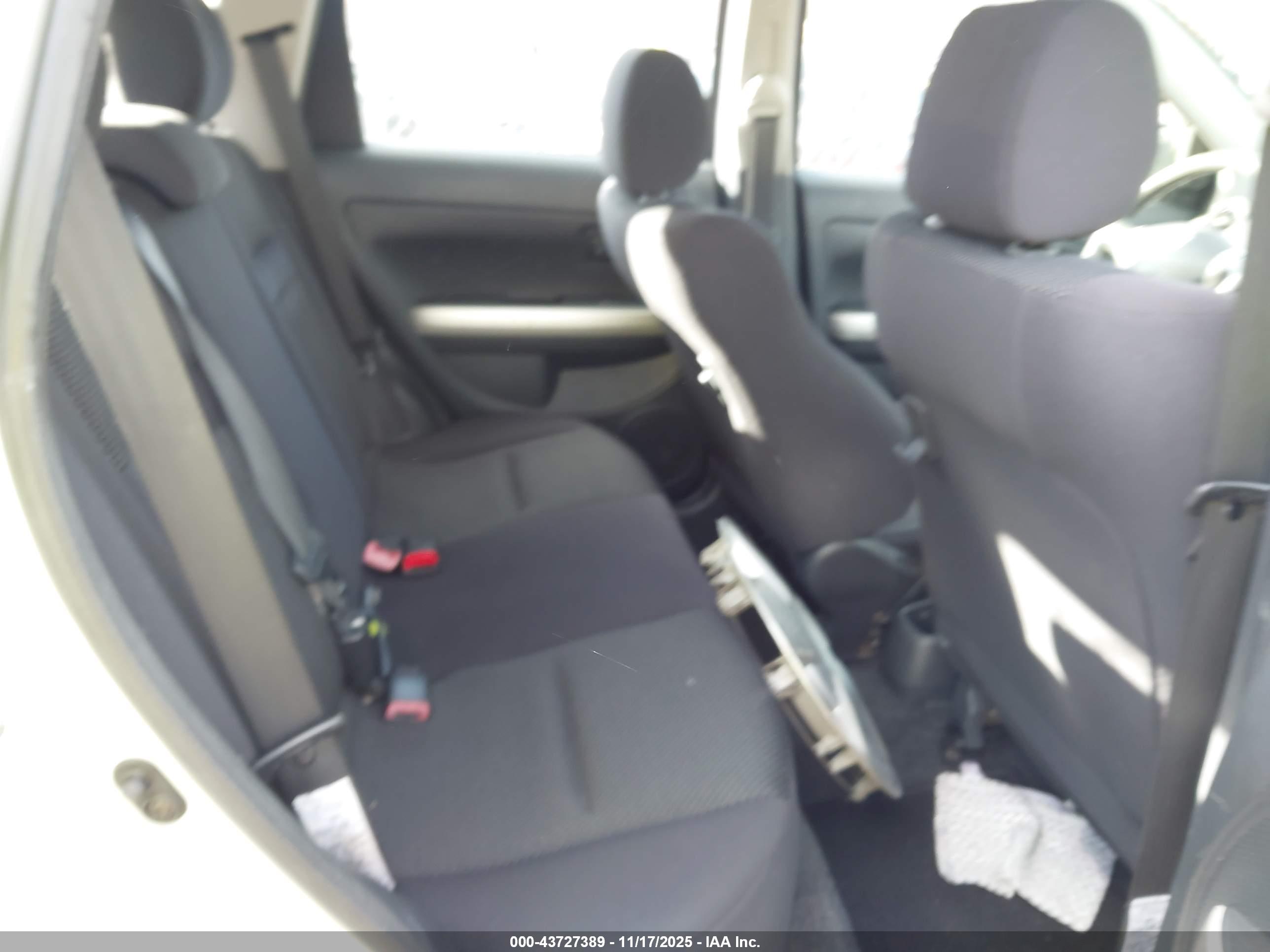 SCION XA image 8
