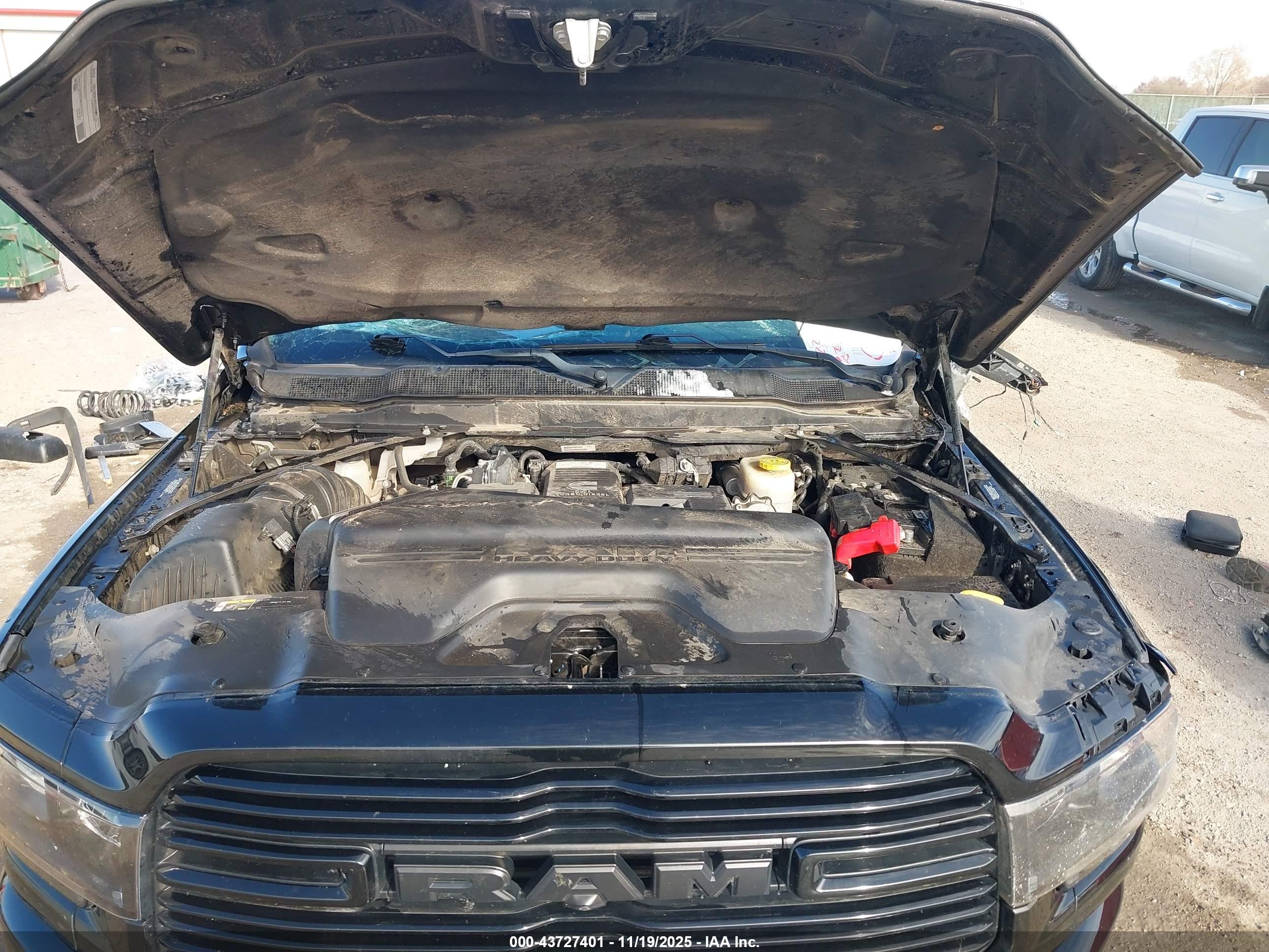 RAM 2500 image 10