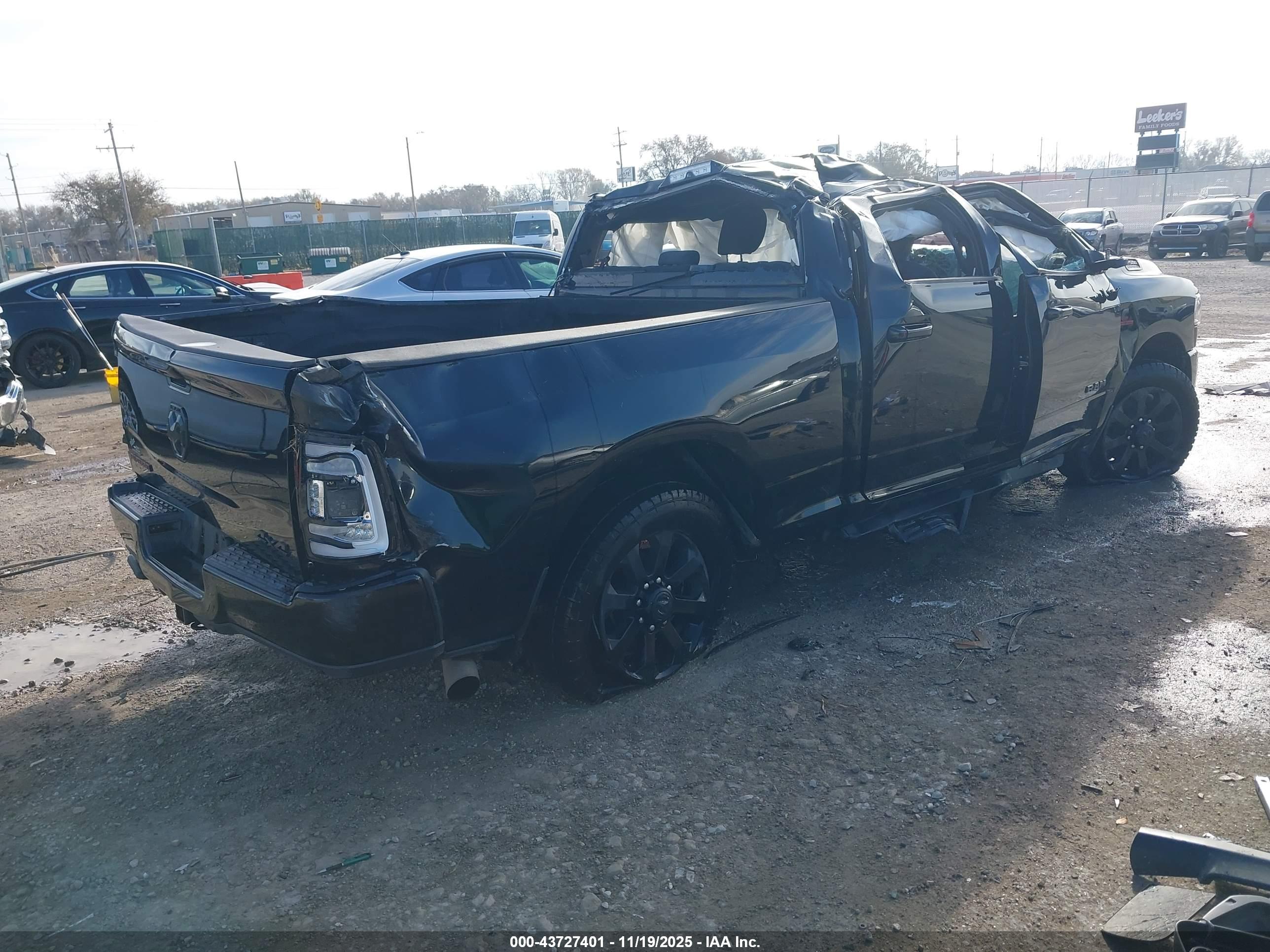 RAM 2500 image 4