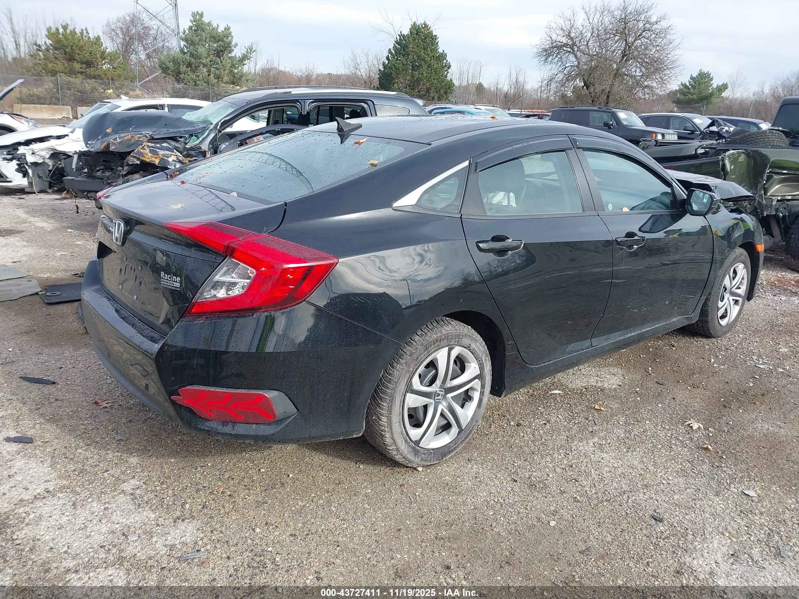 HONDA CIVIC image 4