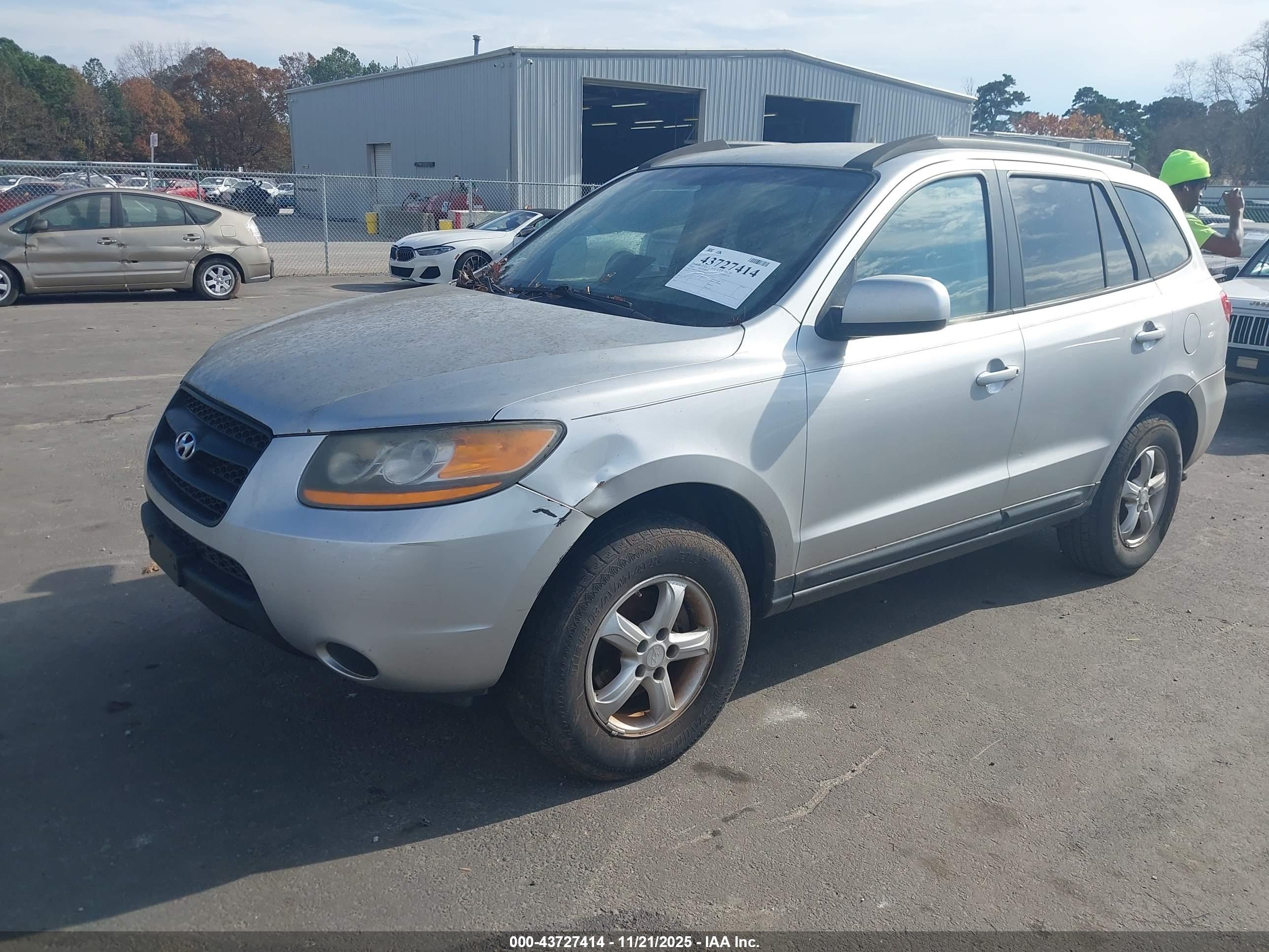 HYUNDAI SANTA image 2