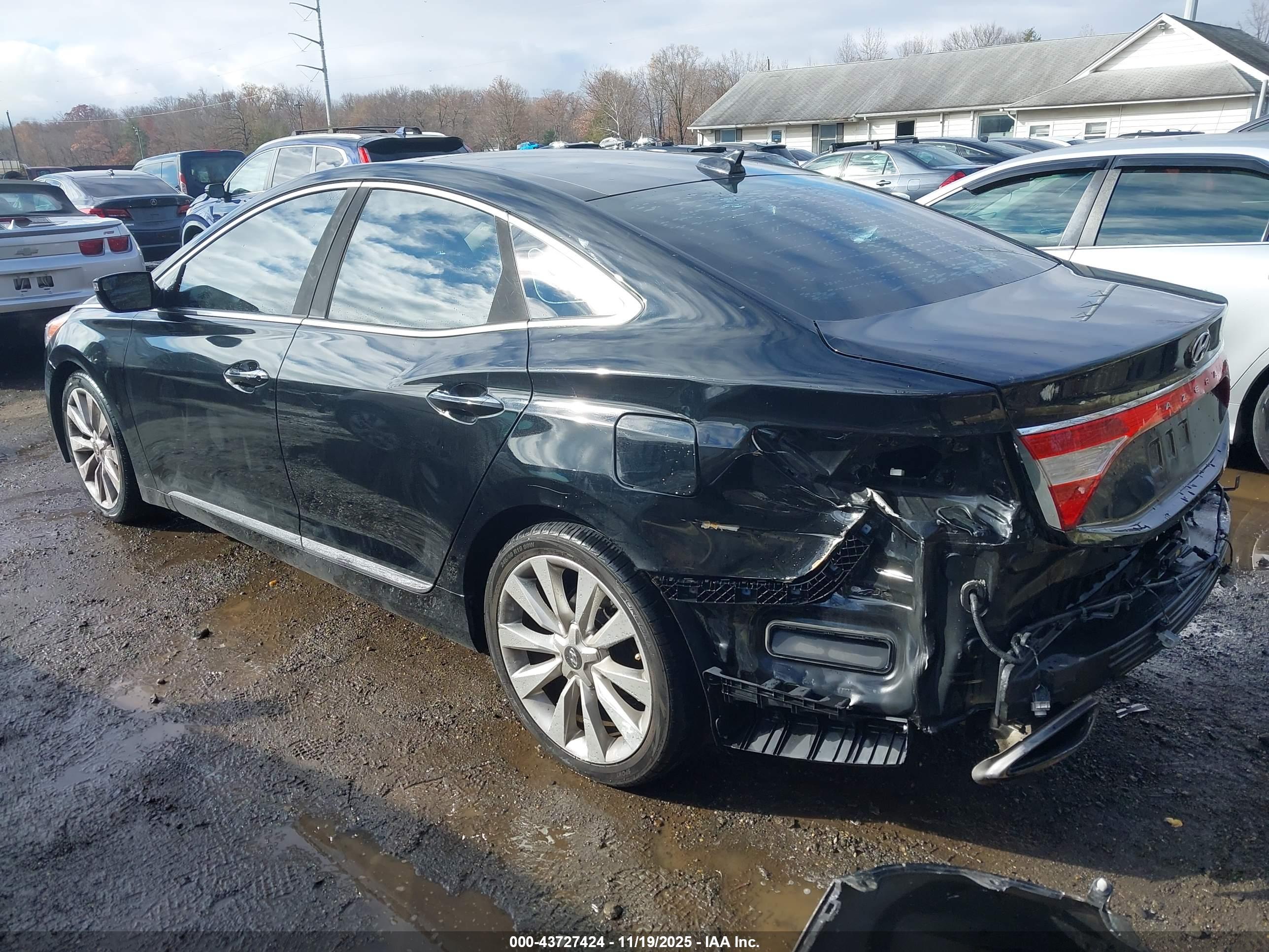 HYUNDAI AZERA image 3
