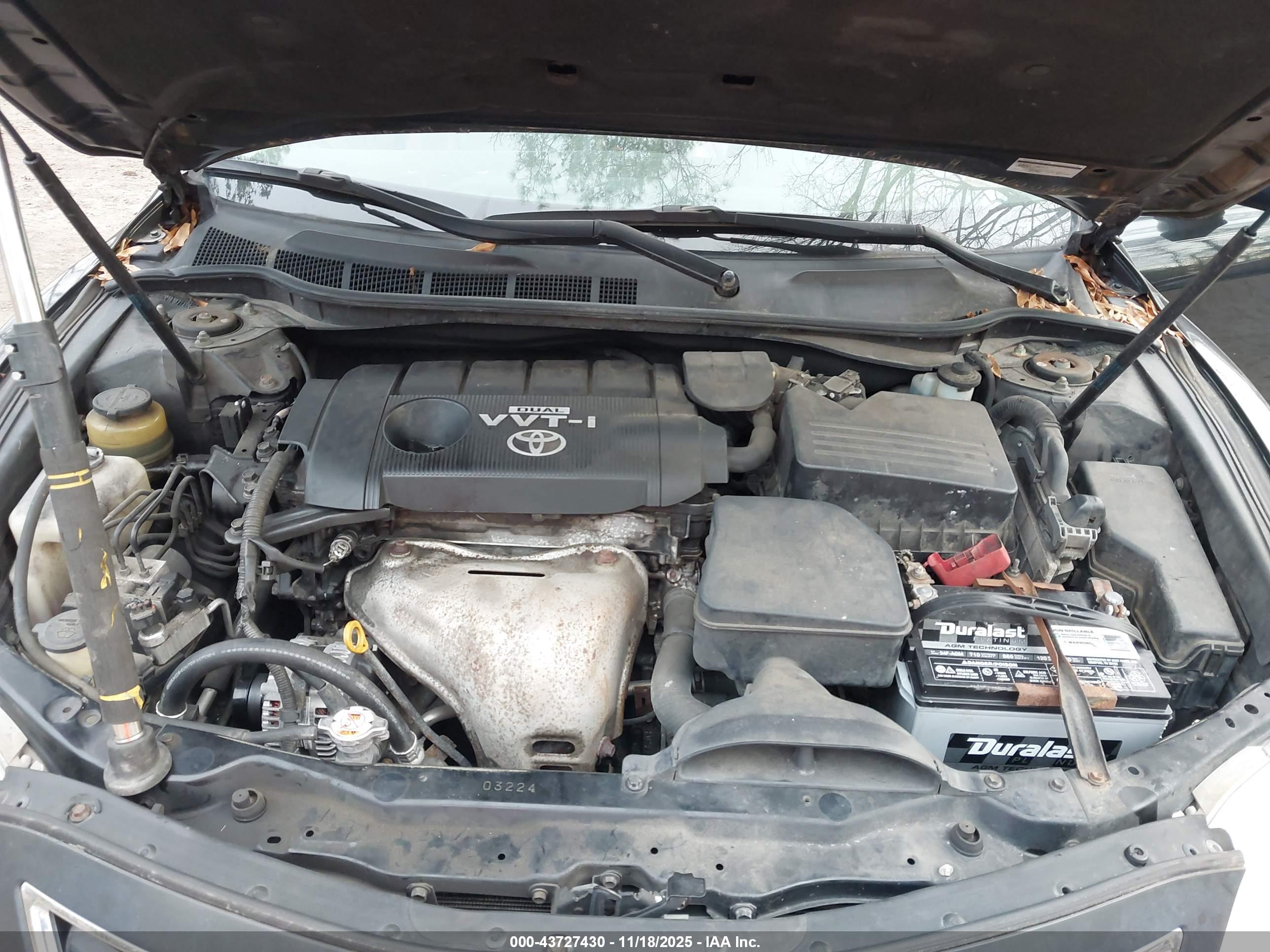 TOYOTA CAMRY image 10