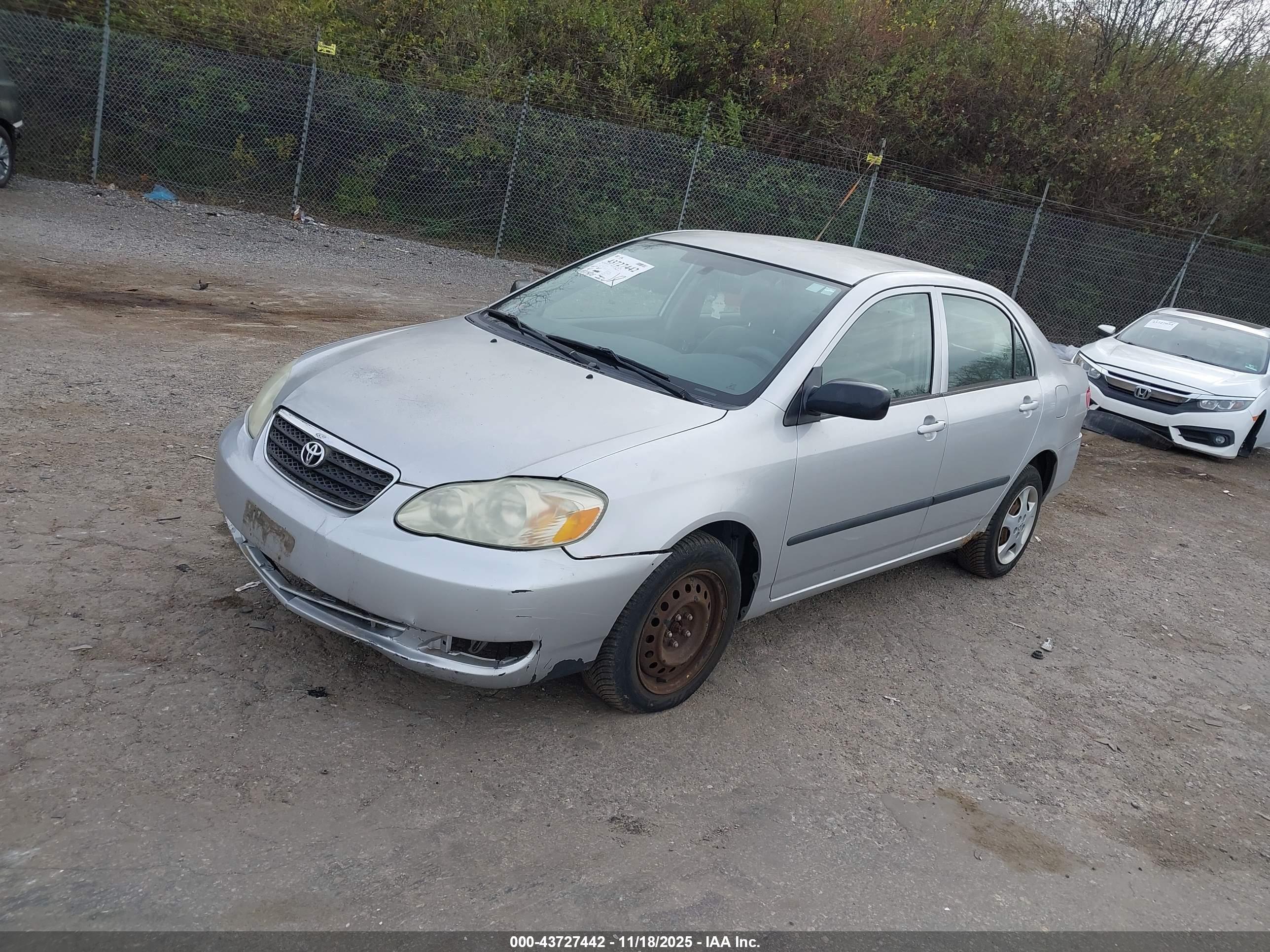 TOYOTA COROLLA image 2