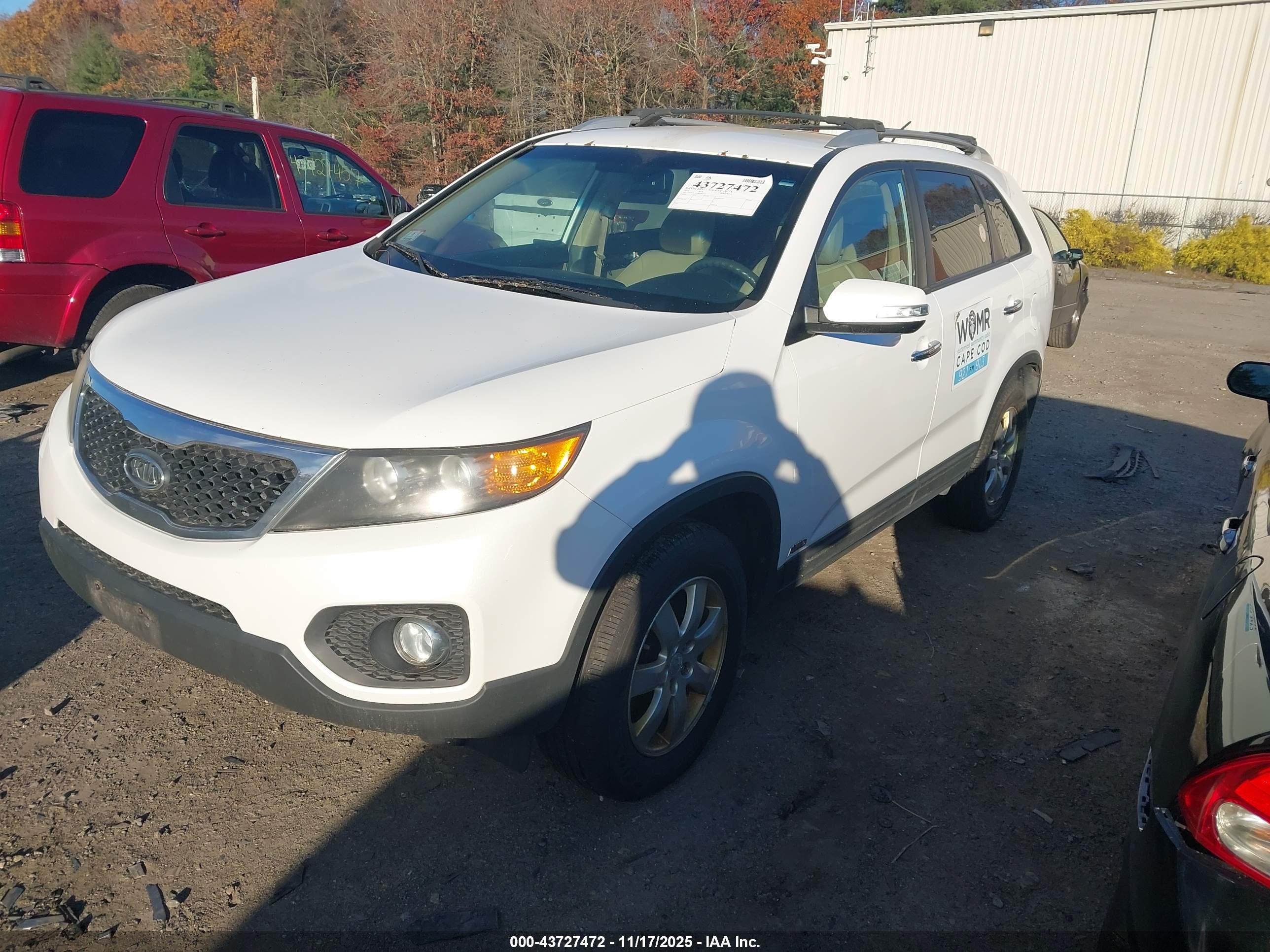 KIA SORENTO image 2