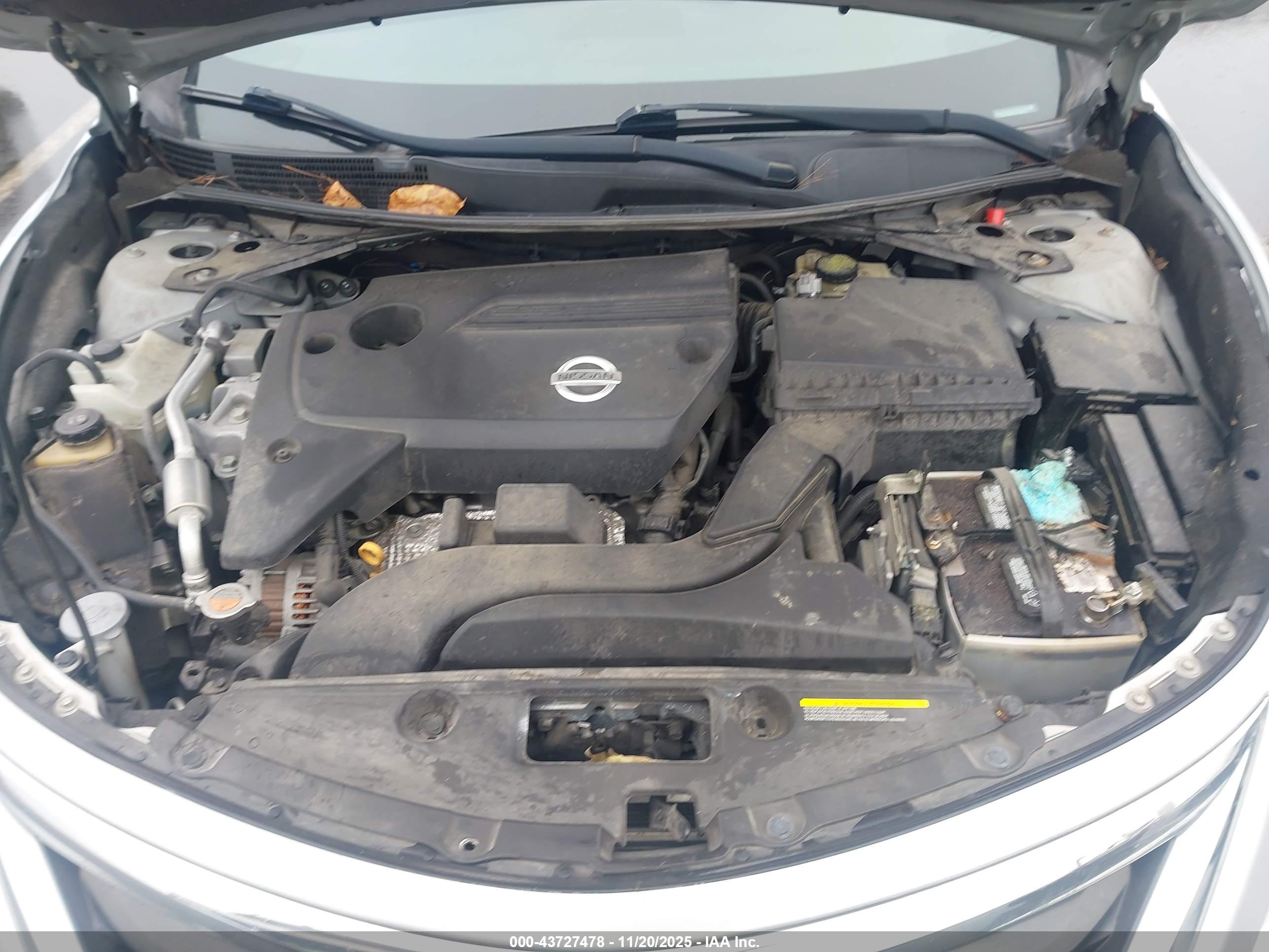 NISSAN ALTIMA image 10