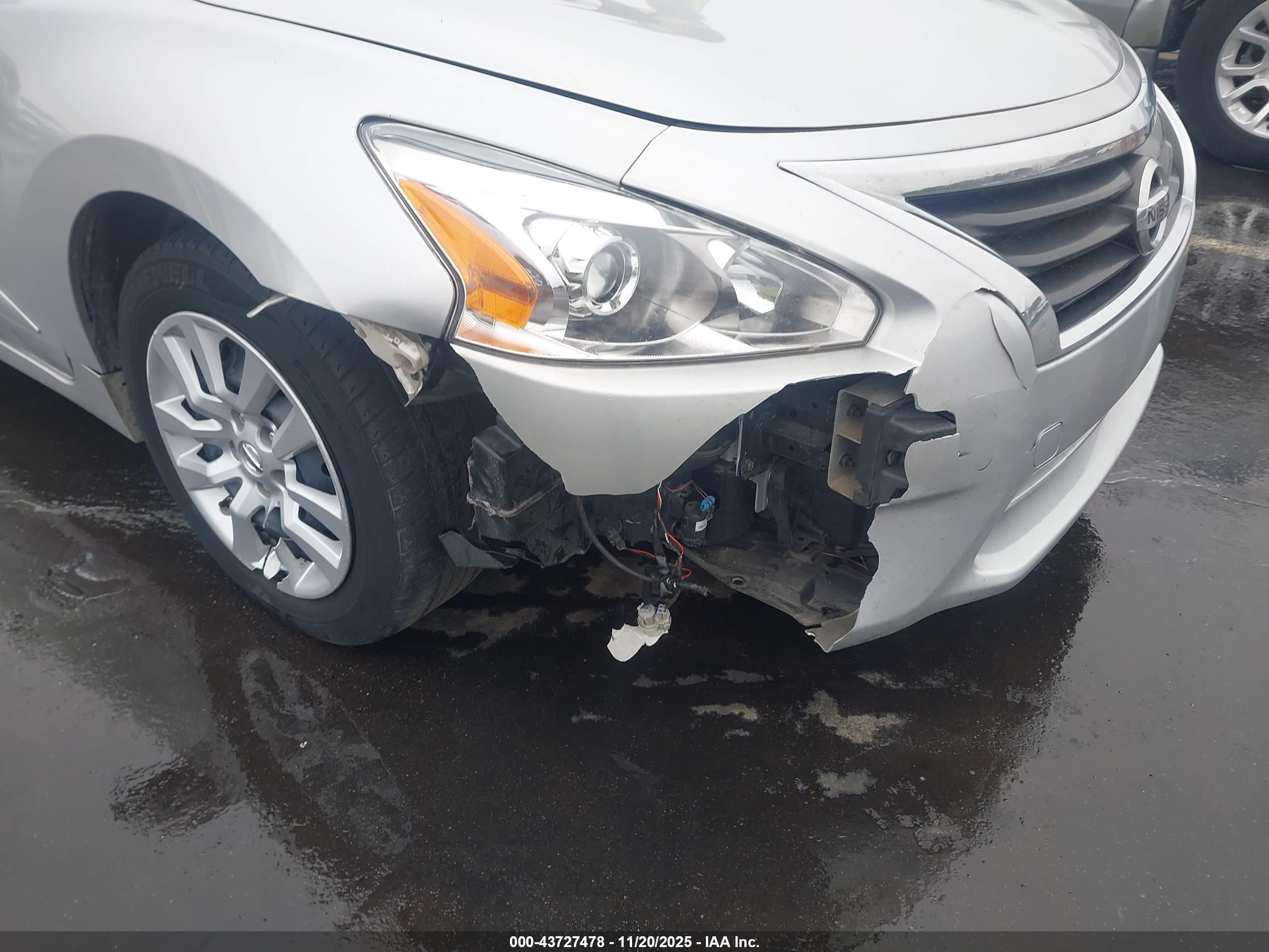 NISSAN ALTIMA image 6