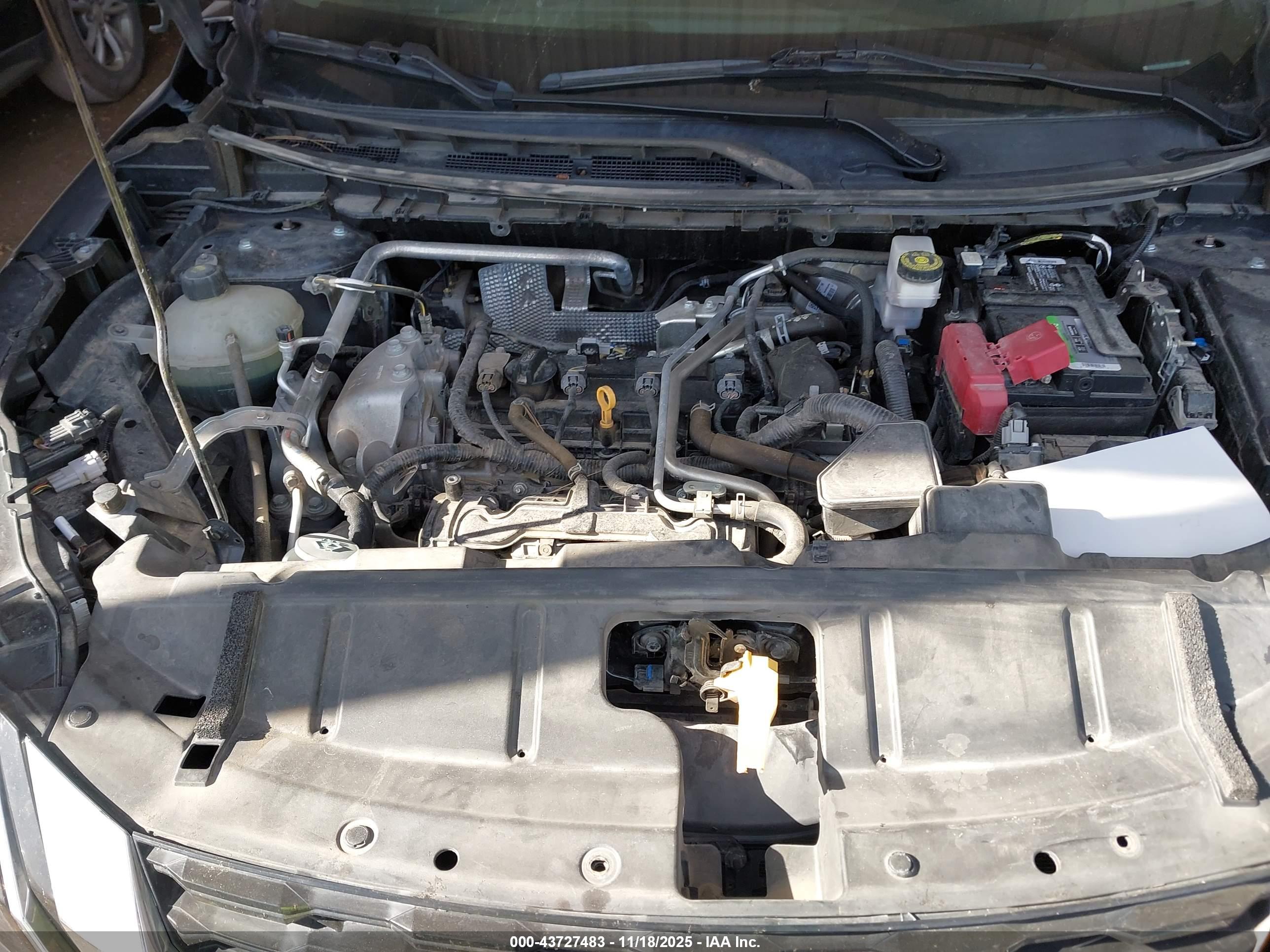 NISSAN ROGUE image 10